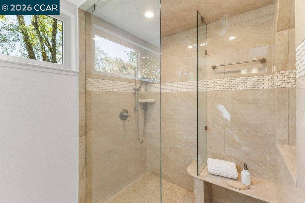 500 Monarch Ridge Dr, Walnut Creek, CA 94597