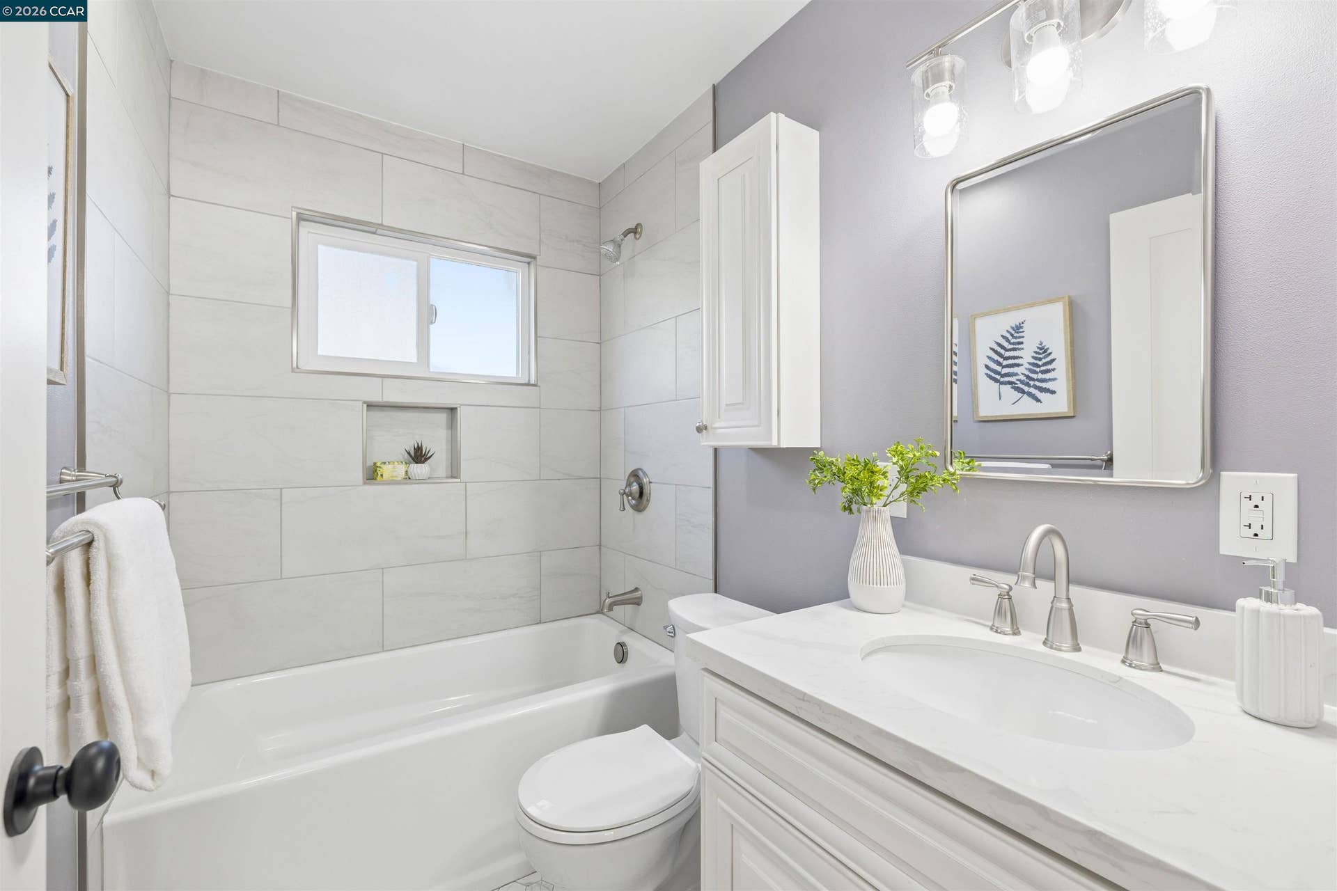 Updated bathrooms!
