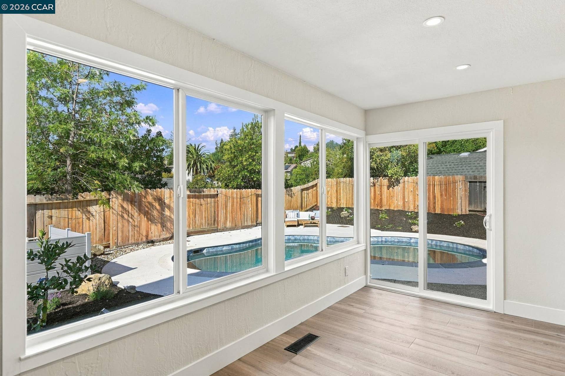 15 Citadel Ct, Pleasant Hill, CA 94523