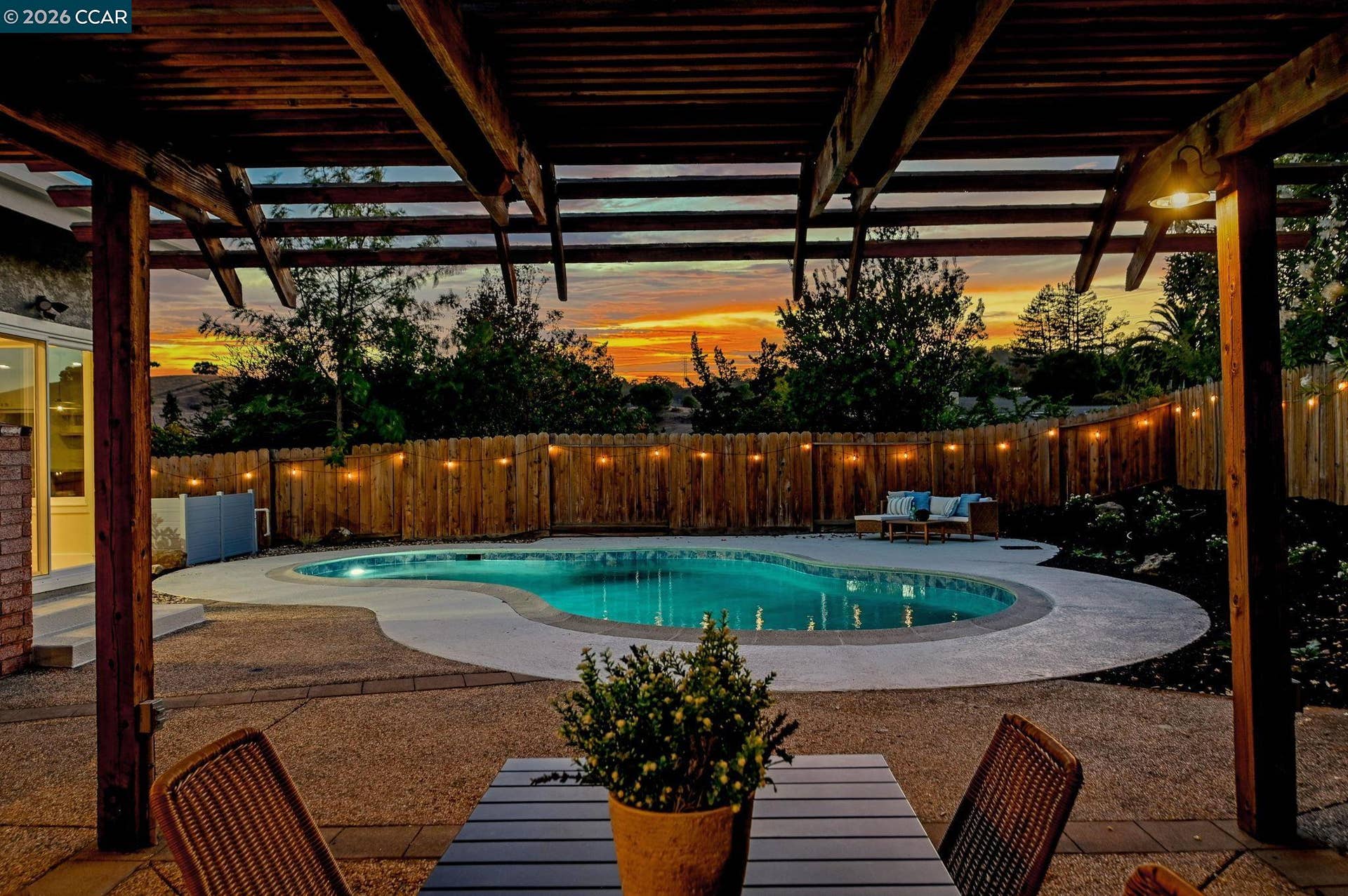 15 Citadel Ct, Pleasant Hill, CA 94523