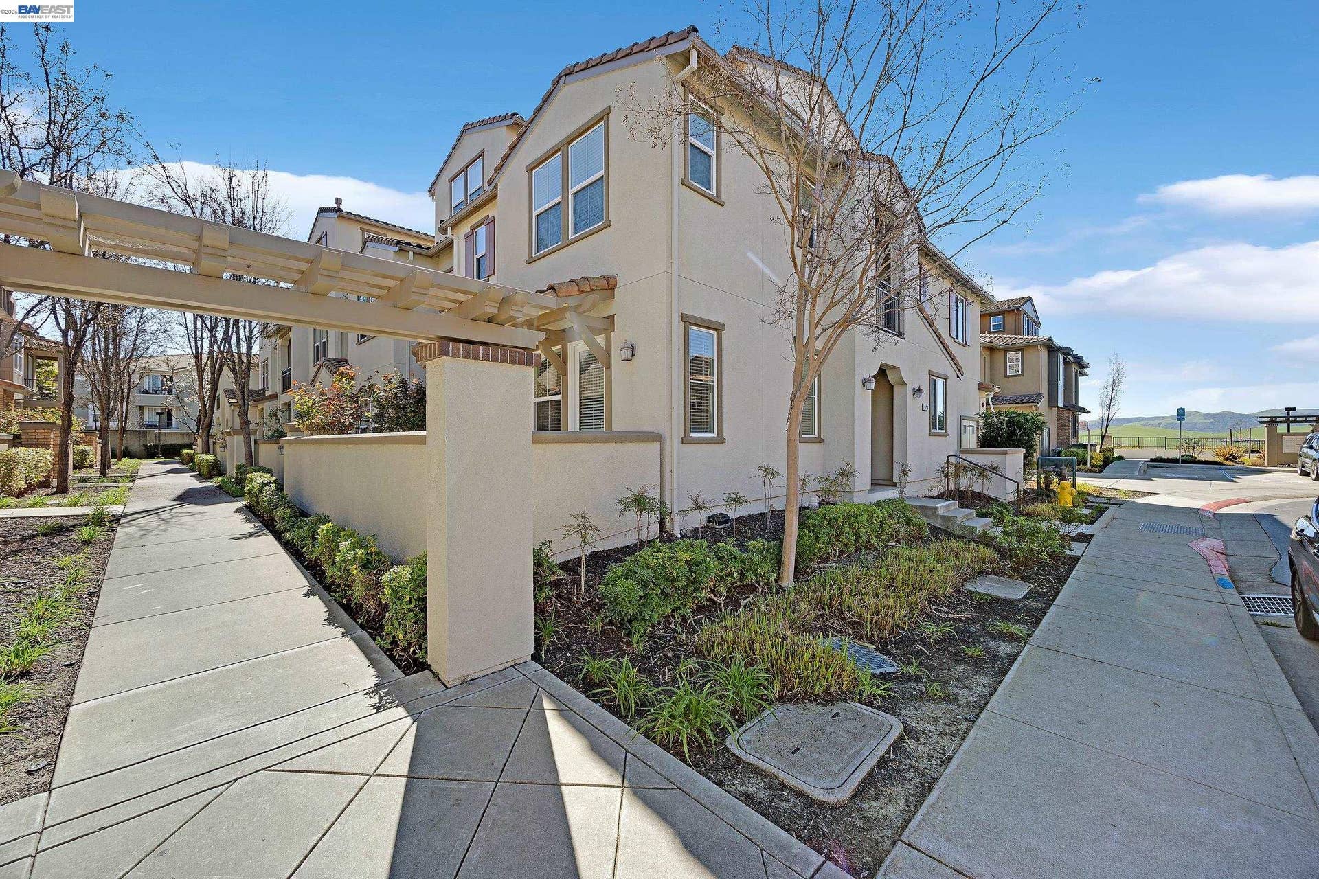 5216 Fioli Loop, San Ramon, CA 94582