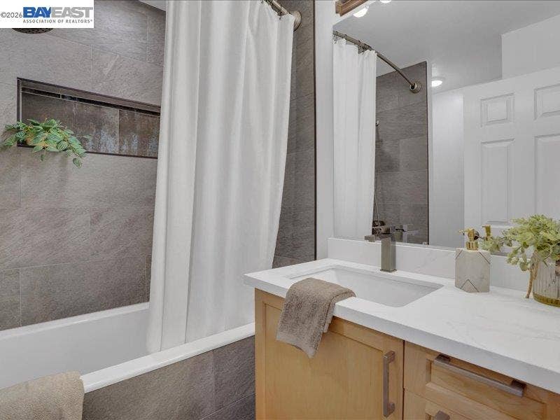 1289 Pine Creek Way, #D, Concord, CA 94520