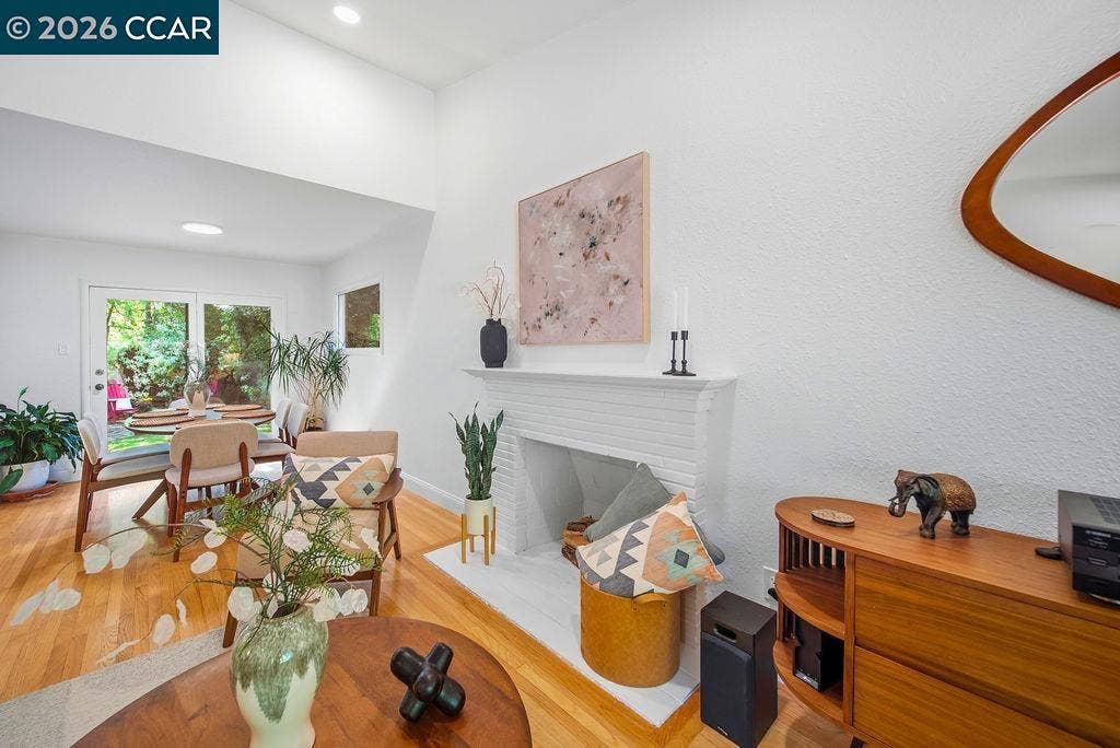 2520 San Miguel Dr, Walnut Creek, CA 94596