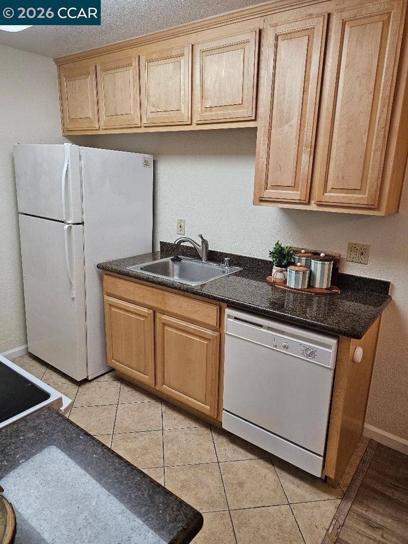 1505 Kirker Pass Rd, #102, Concord, CA 94521