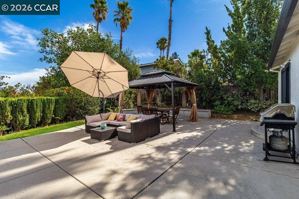 4073 Castlewood Ct, Concord, CA 94518