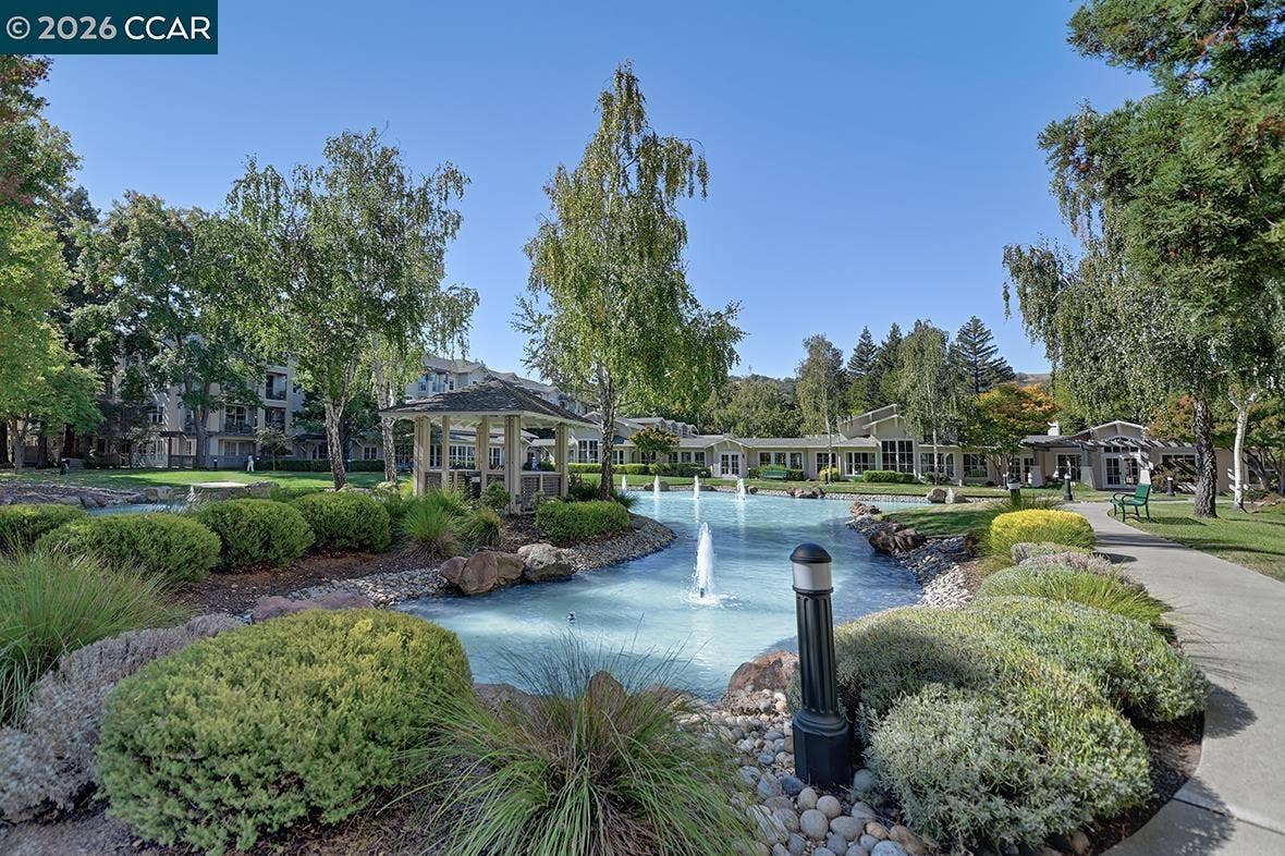 1860 Tice Creek Dr, #1218, Walnut Creek, CA 94595