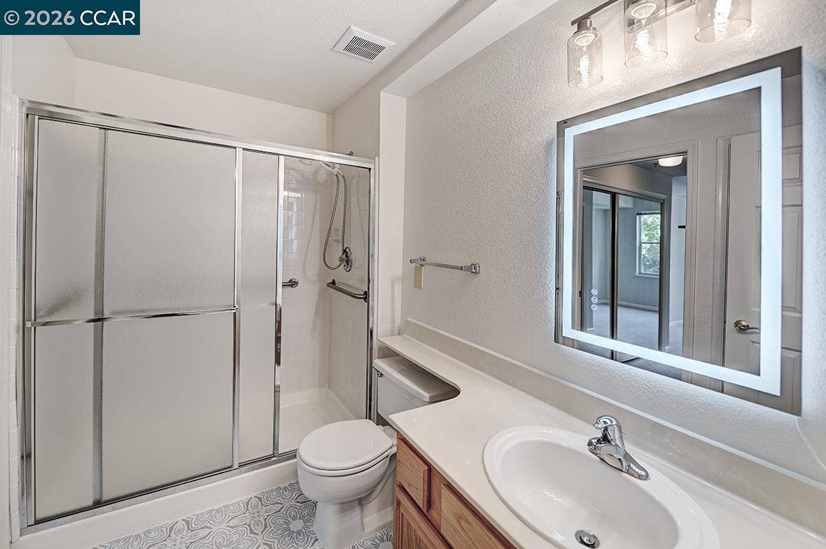 1860 Tice Creek Dr, #1218, Walnut Creek, CA 94595