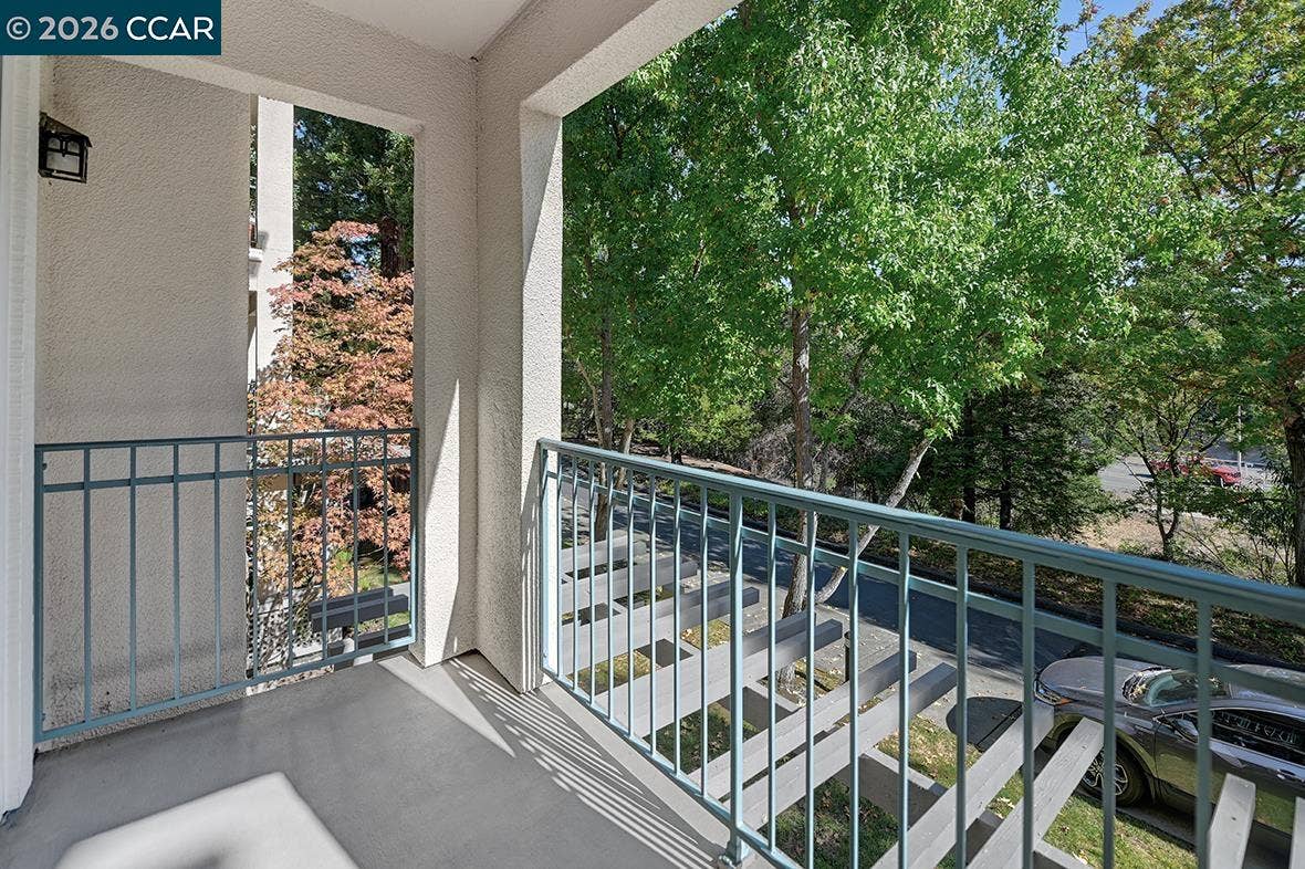 1860 Tice Creek Dr, #1218, Walnut Creek, CA 94595