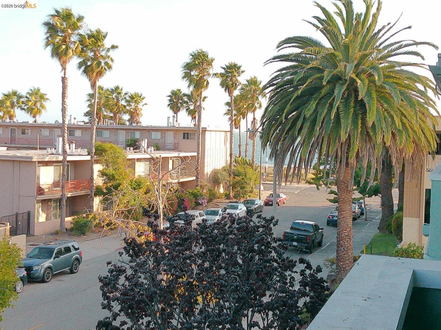 325 Kitty Hawk Rd RD, #304, Alameda, CA 94501