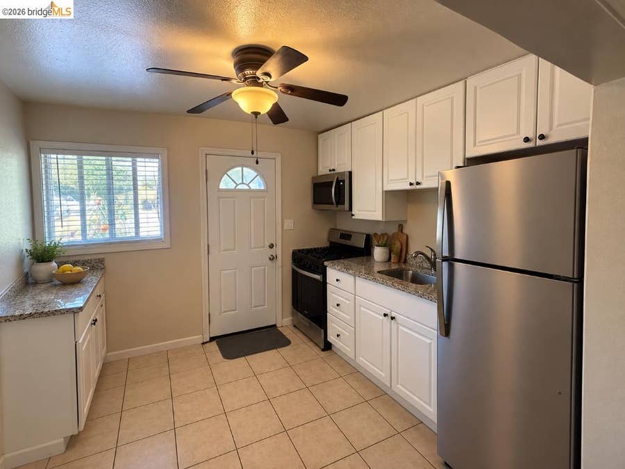 Property photo for 31 Sunset Dr DR, #A, Antioch, CA