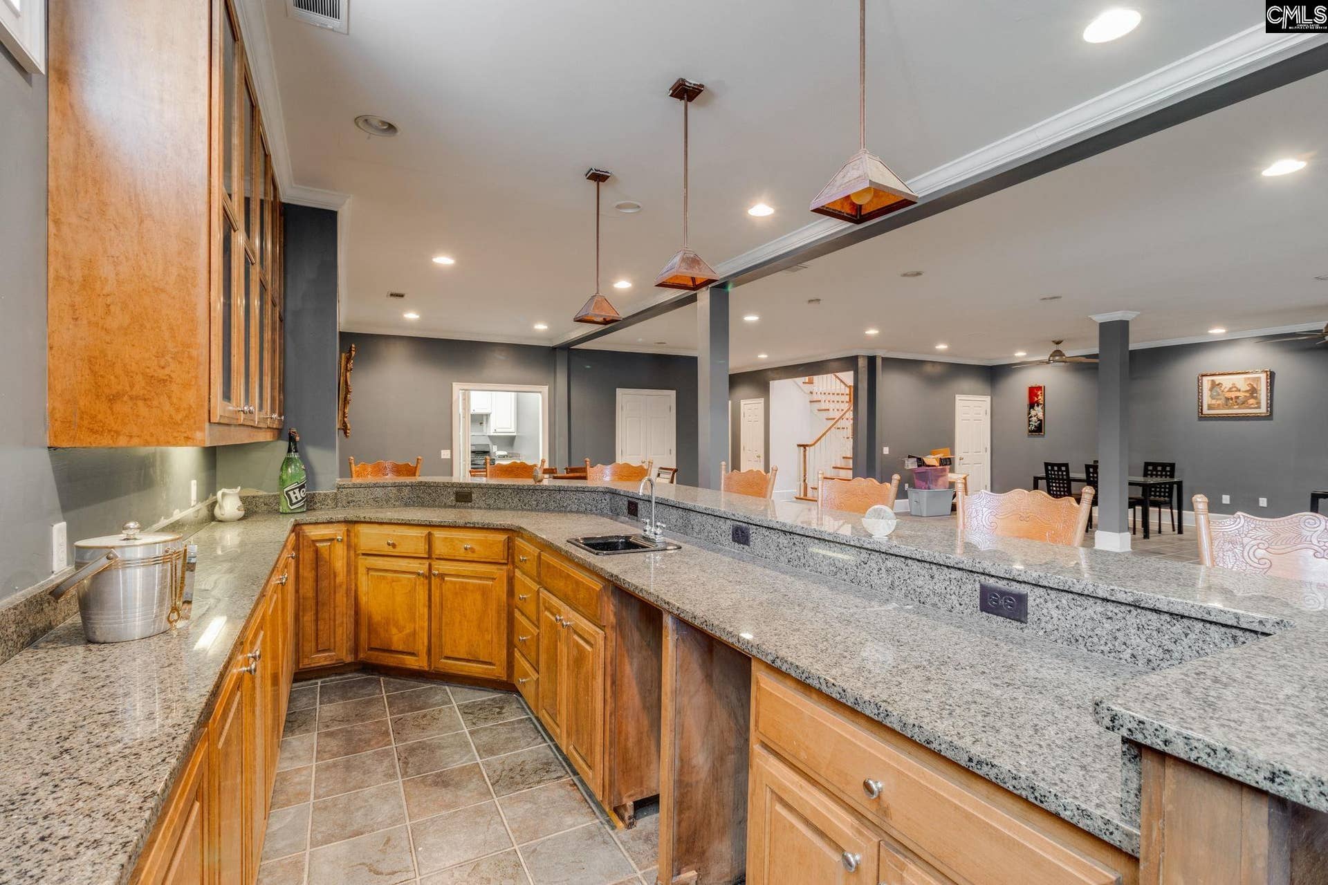 1775 N Kings Highway, Sumter, SC 29154