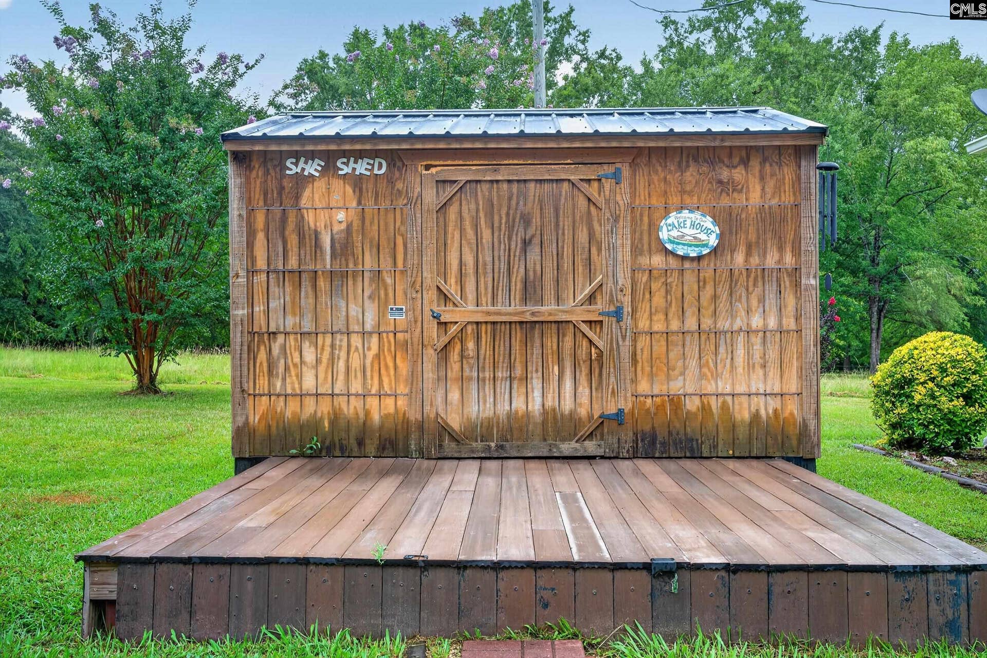150 Harbors End Drive, Saluda, SC 29138