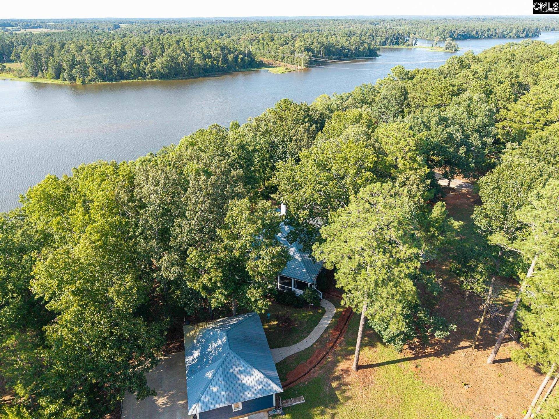 181 Saluda Bluff Rd, Batesburg, SC 29006