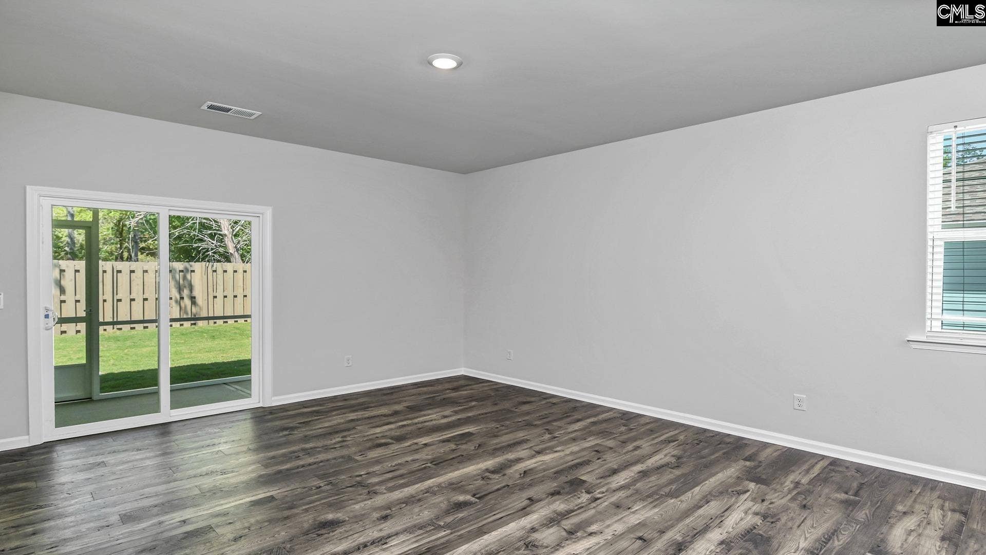 With access to back patio