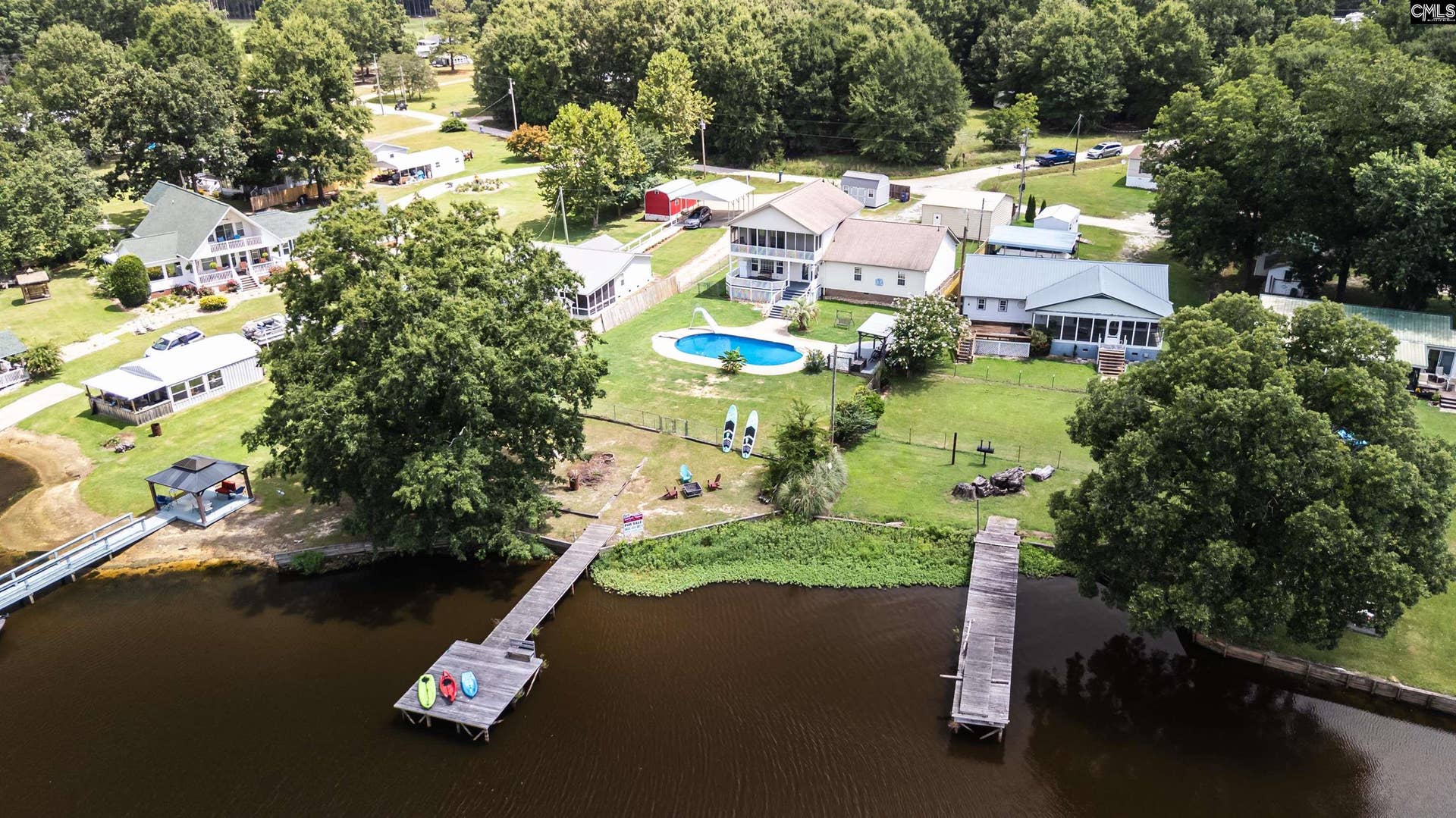 1031 Natures Cove Road, Saluda, SC 29138-7617