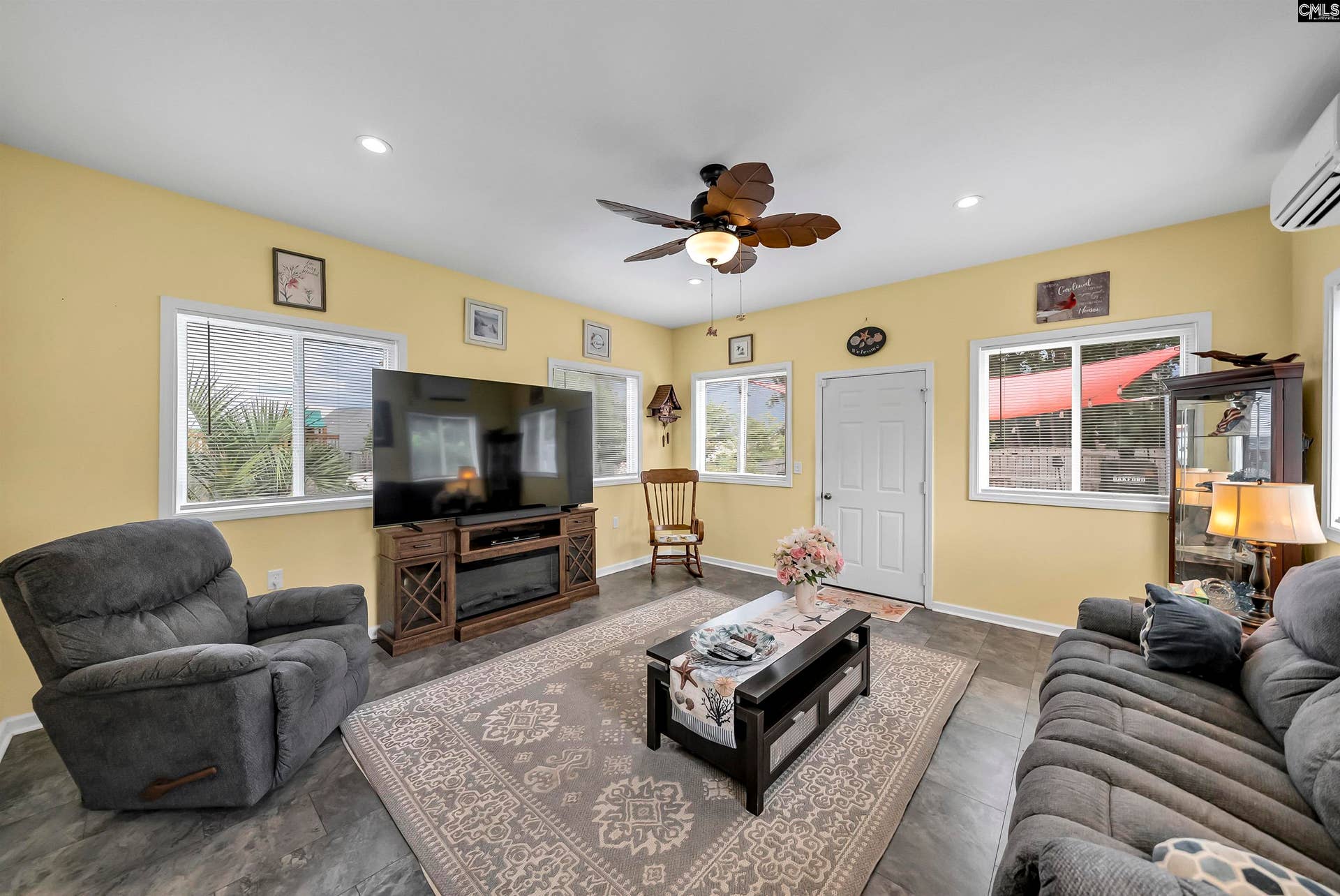 220 Glossy Green Lane, Lexington, SC 29072-8277