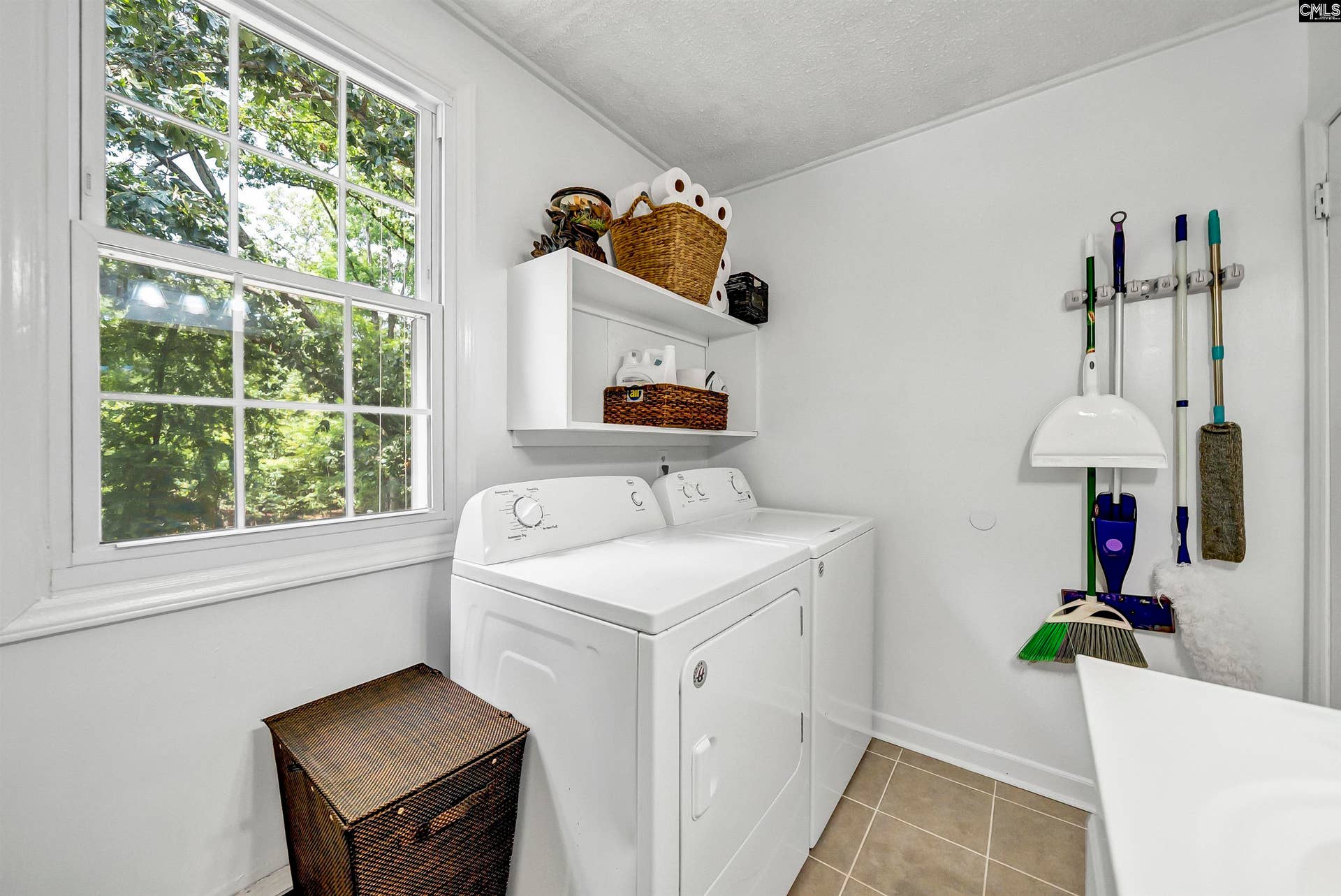 329 Lakeshore Drive, Leesville, SC 29070