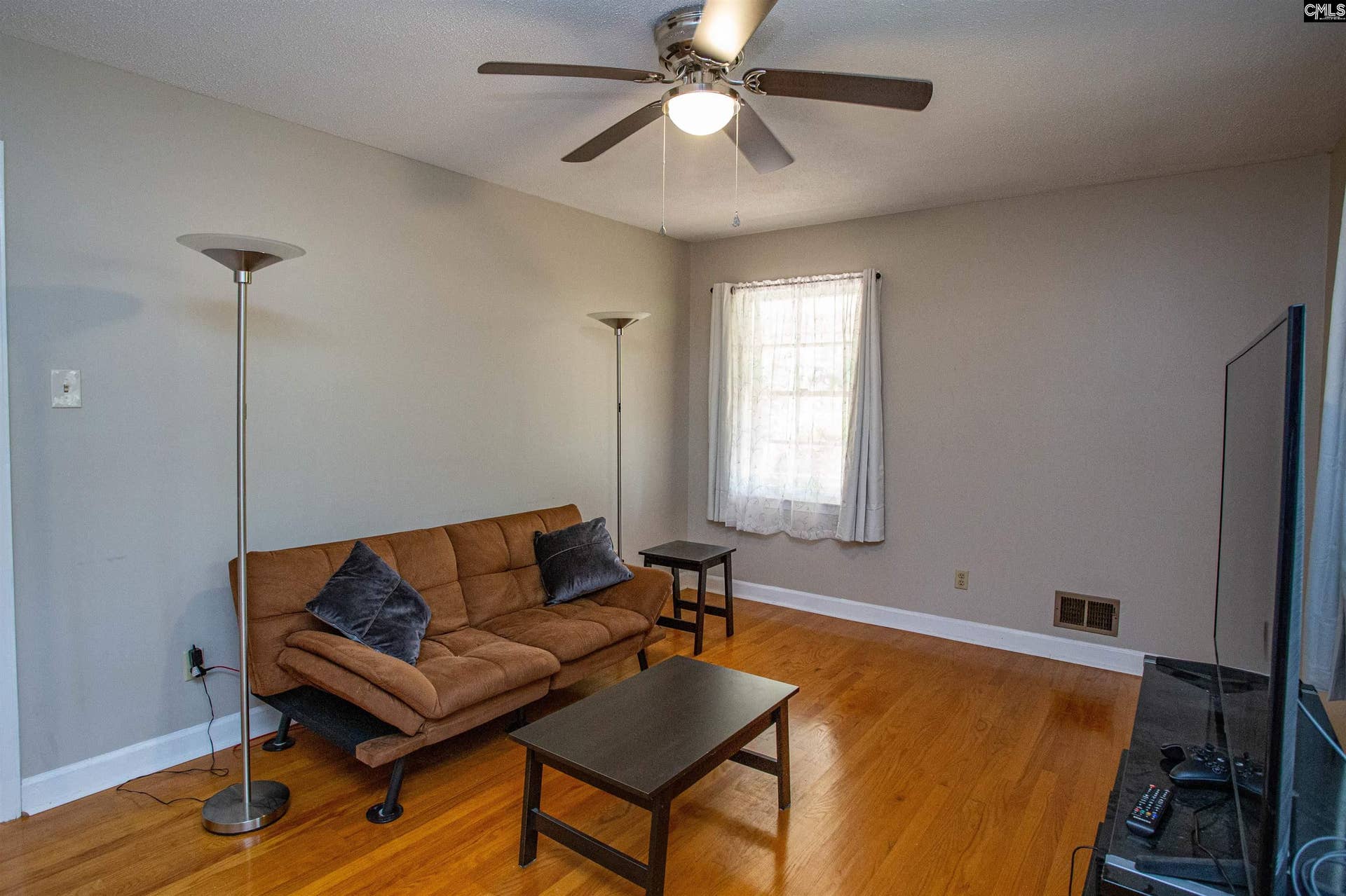 5450 Oakcrest Road, Sumter, SC 29154