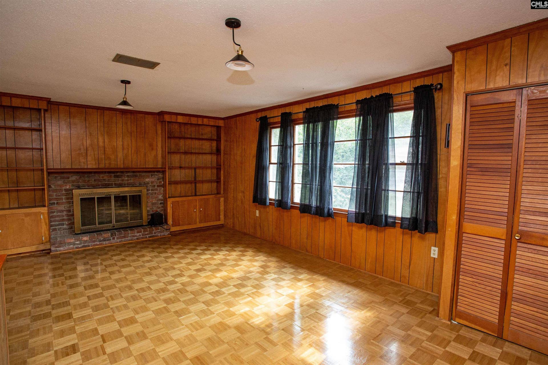 5450 Oakcrest Road, Sumter, SC 29154