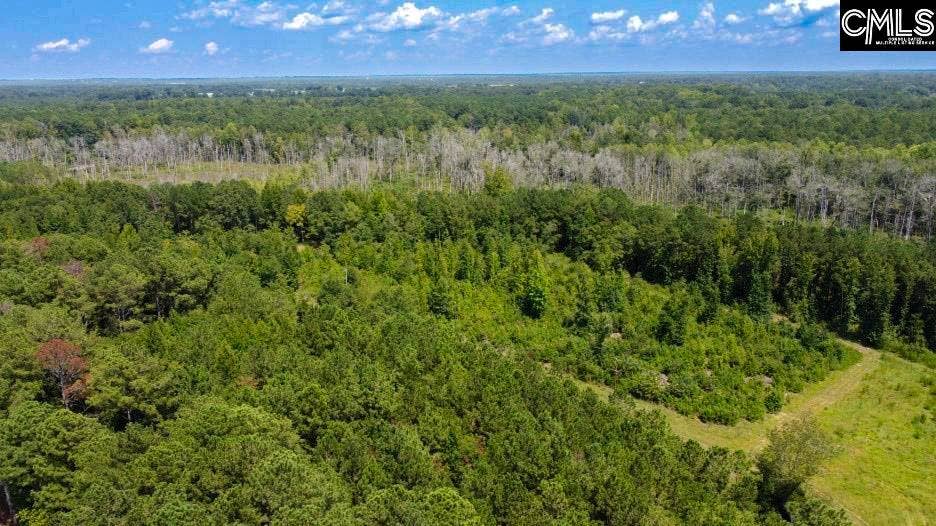 231 Ault Road, Hopkins, SC 29061
