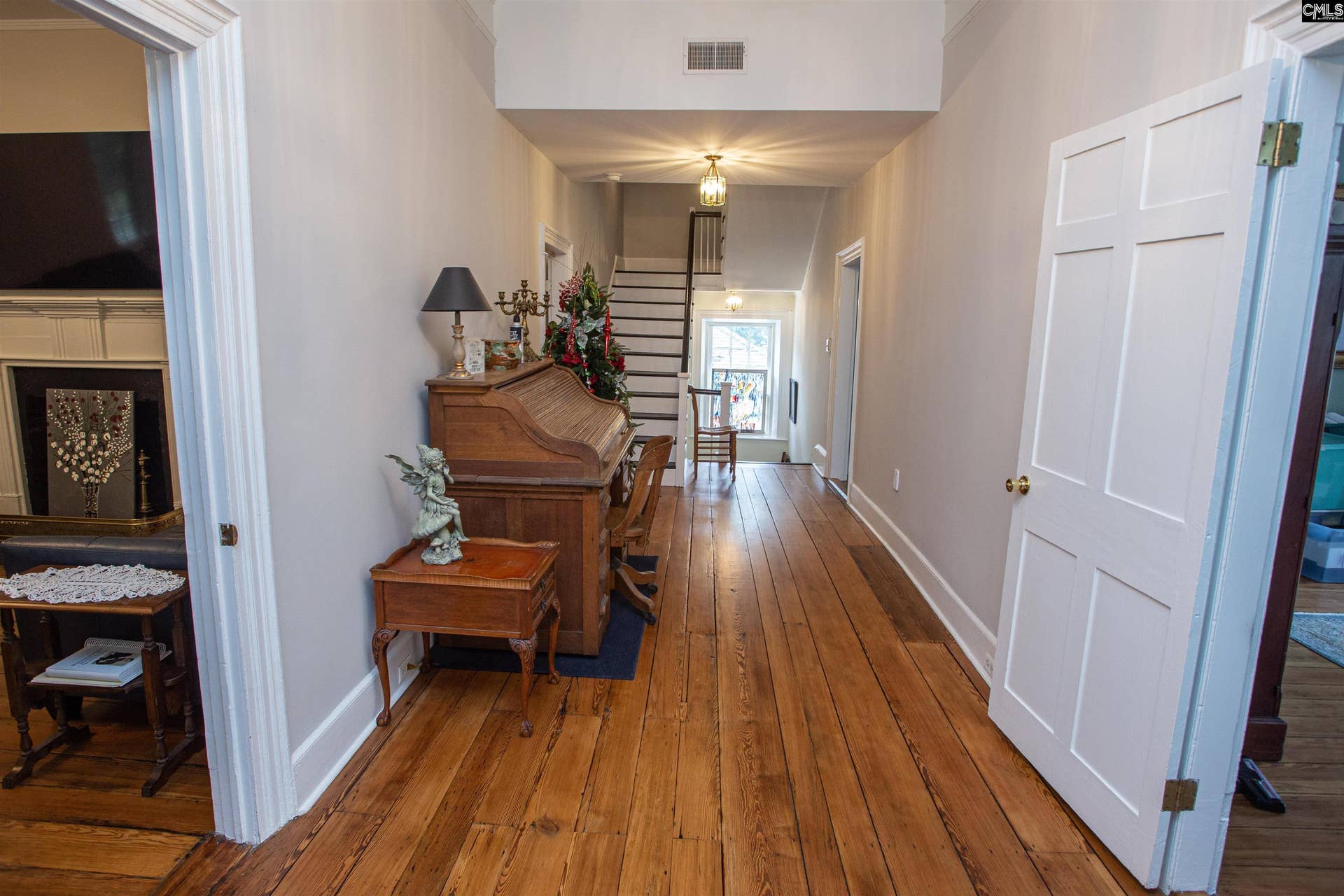 1307 Broad Street, Camden, SC 29020-0000