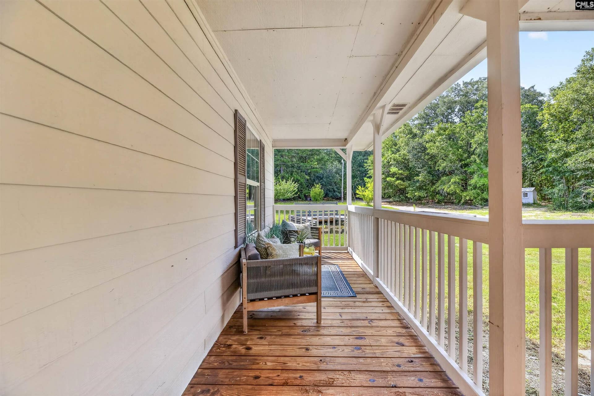 6792 Columbia Road, St. Matthews, SC 29135