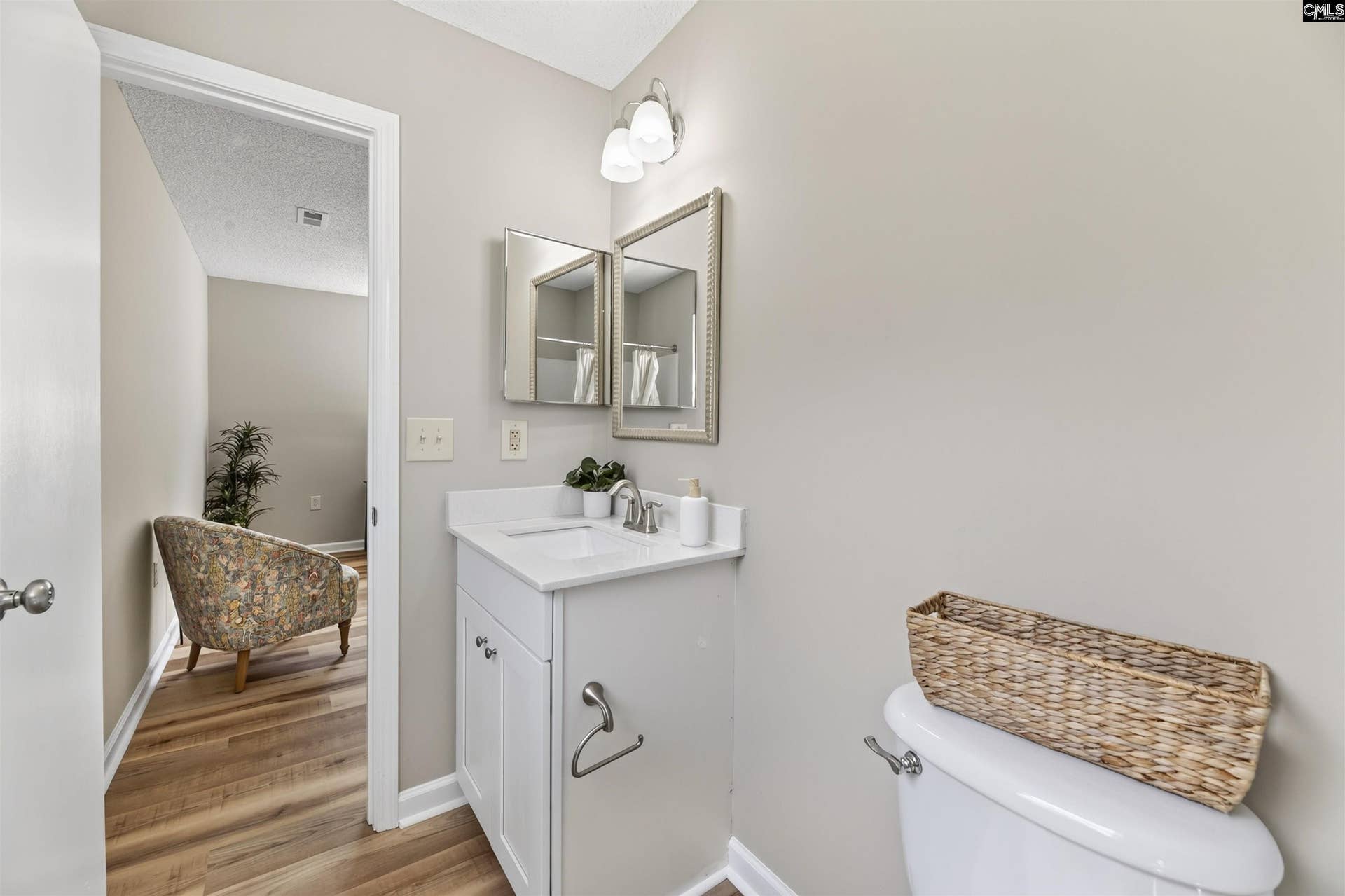 6792 Columbia Road, St. Matthews, SC 29135