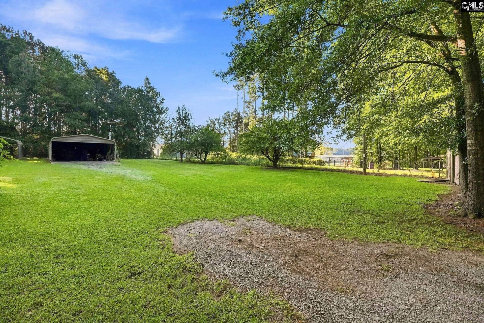 Optional 1 acre Lot