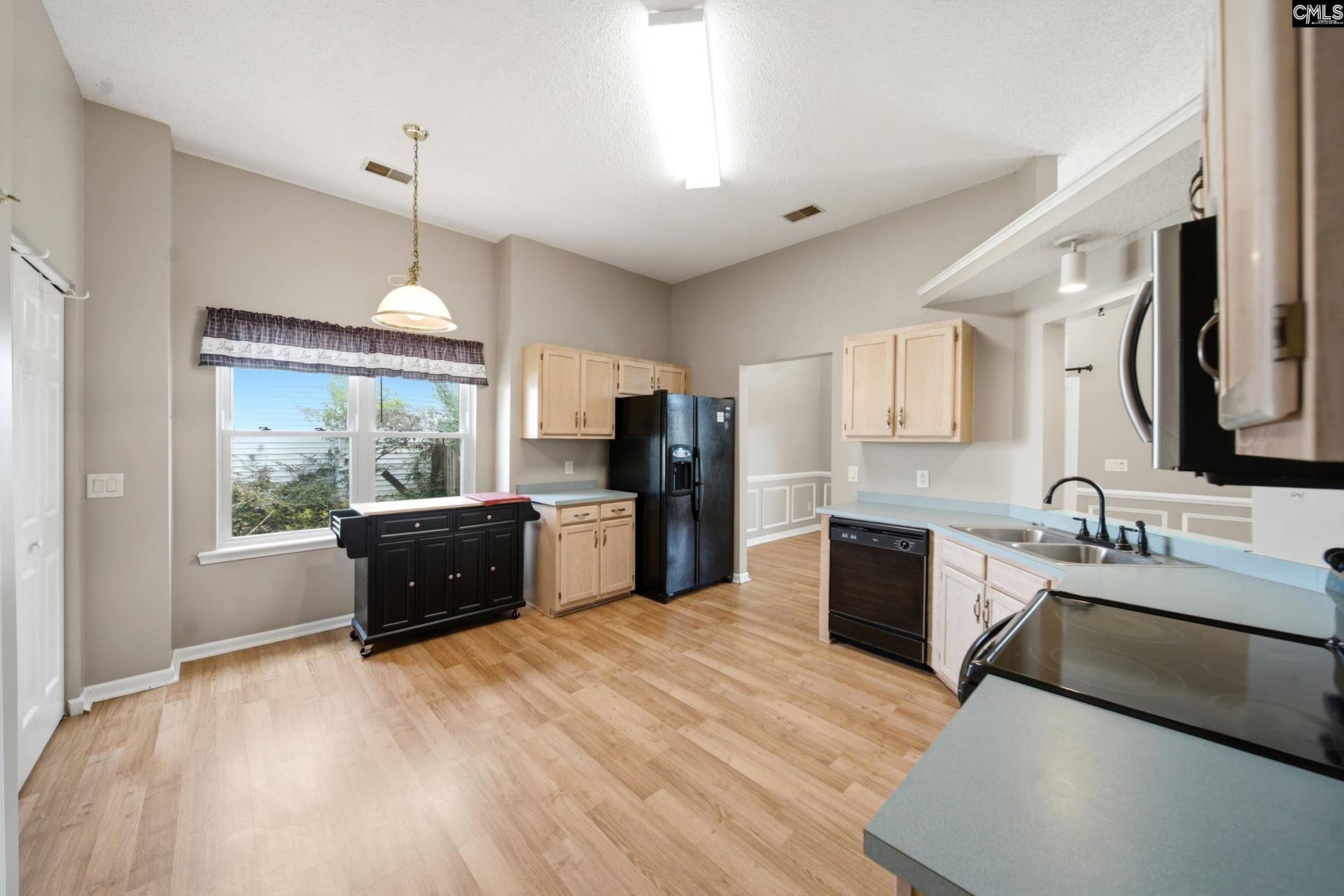 160 Pond Oak Lane, Columbia, SC 29212