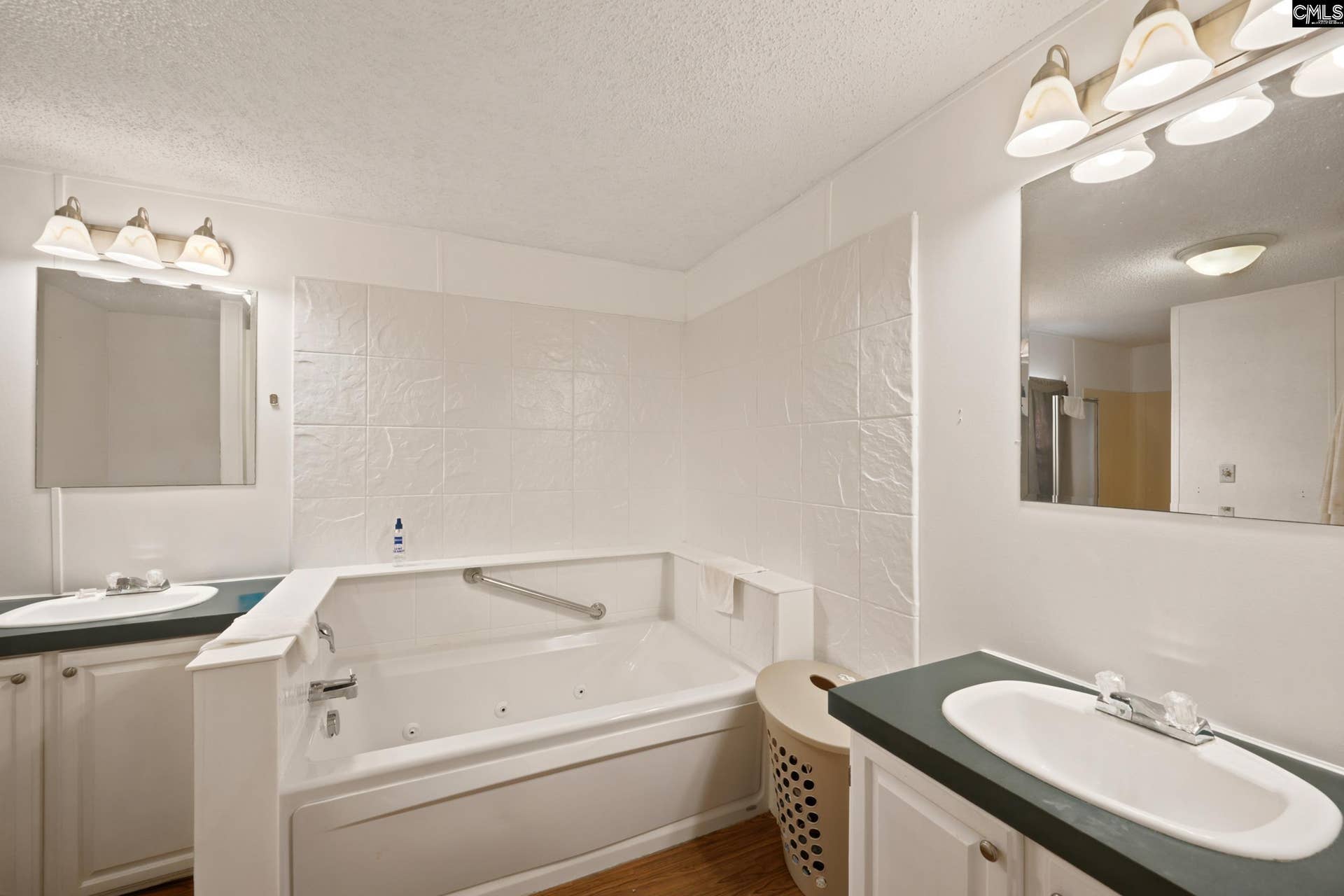 123 Castleville Court, Lexington, SC 29073-7213