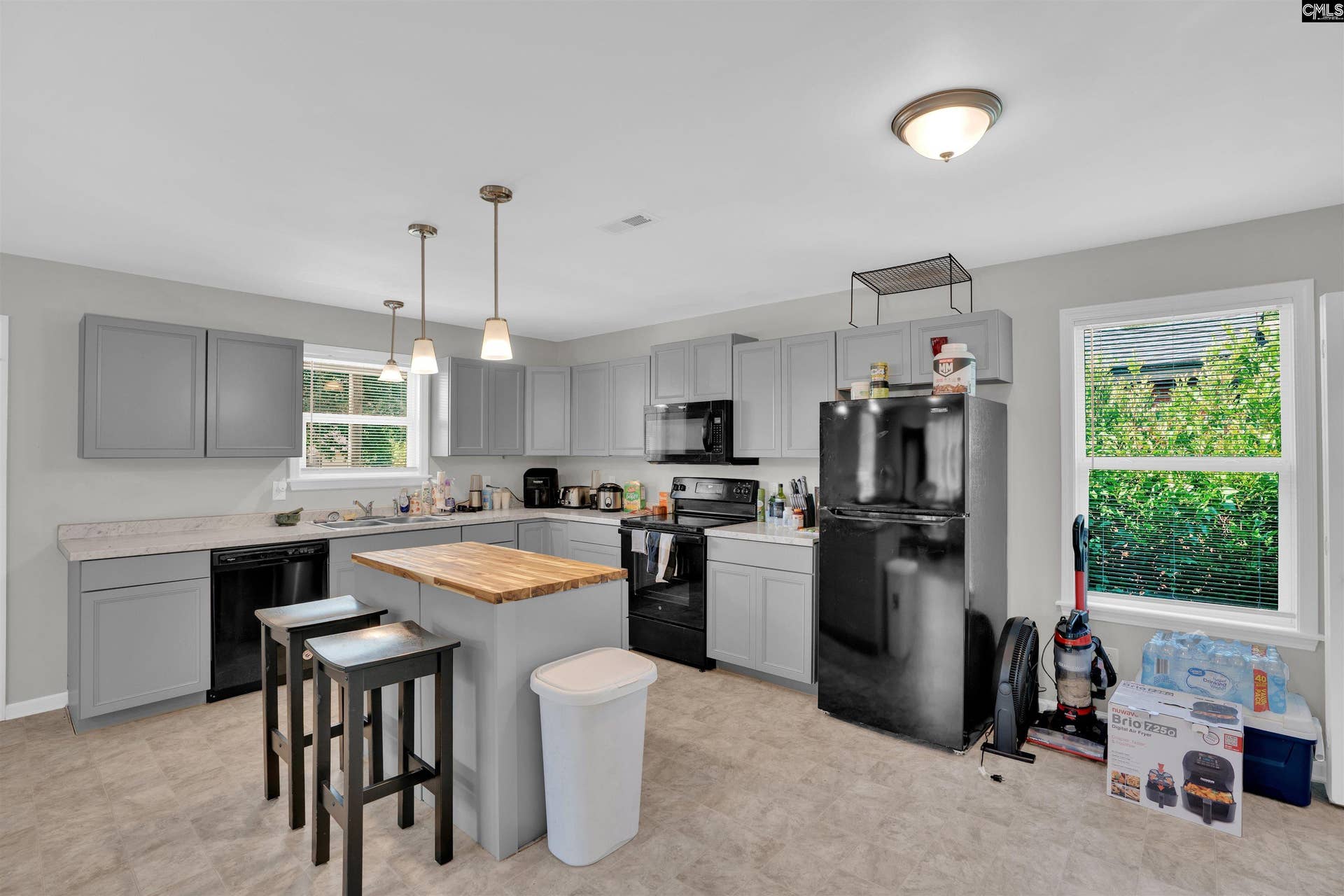 1016 Arlington Street, West Columbia, SC 29169