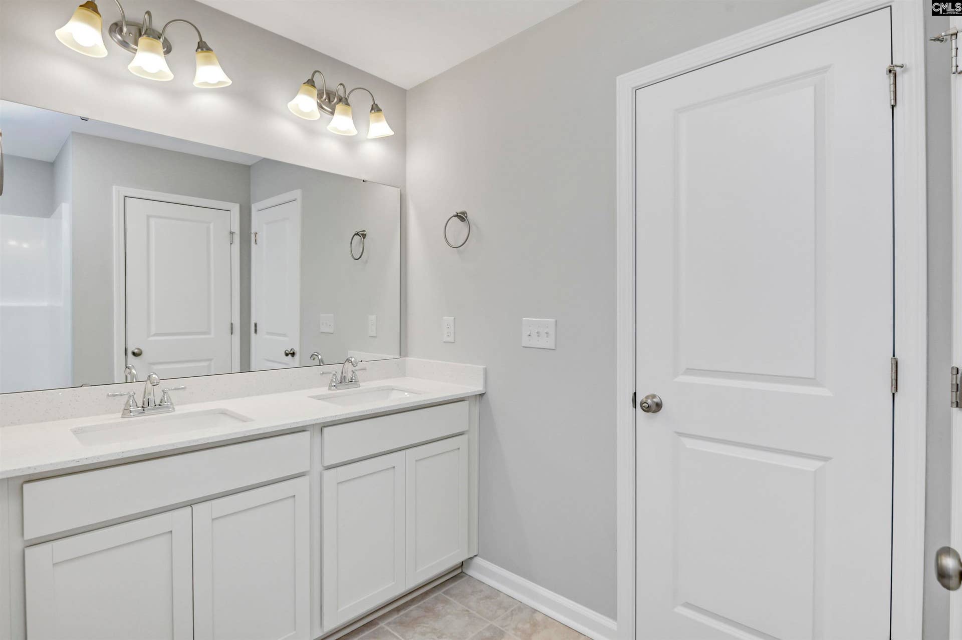 135 Middlesex Court, Lugoff, SC 29078