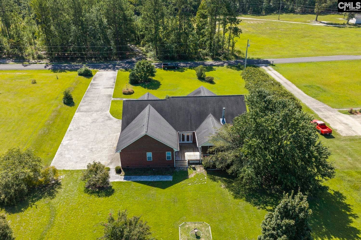 152 Berry Hill Lane, Gaston, SC 29053