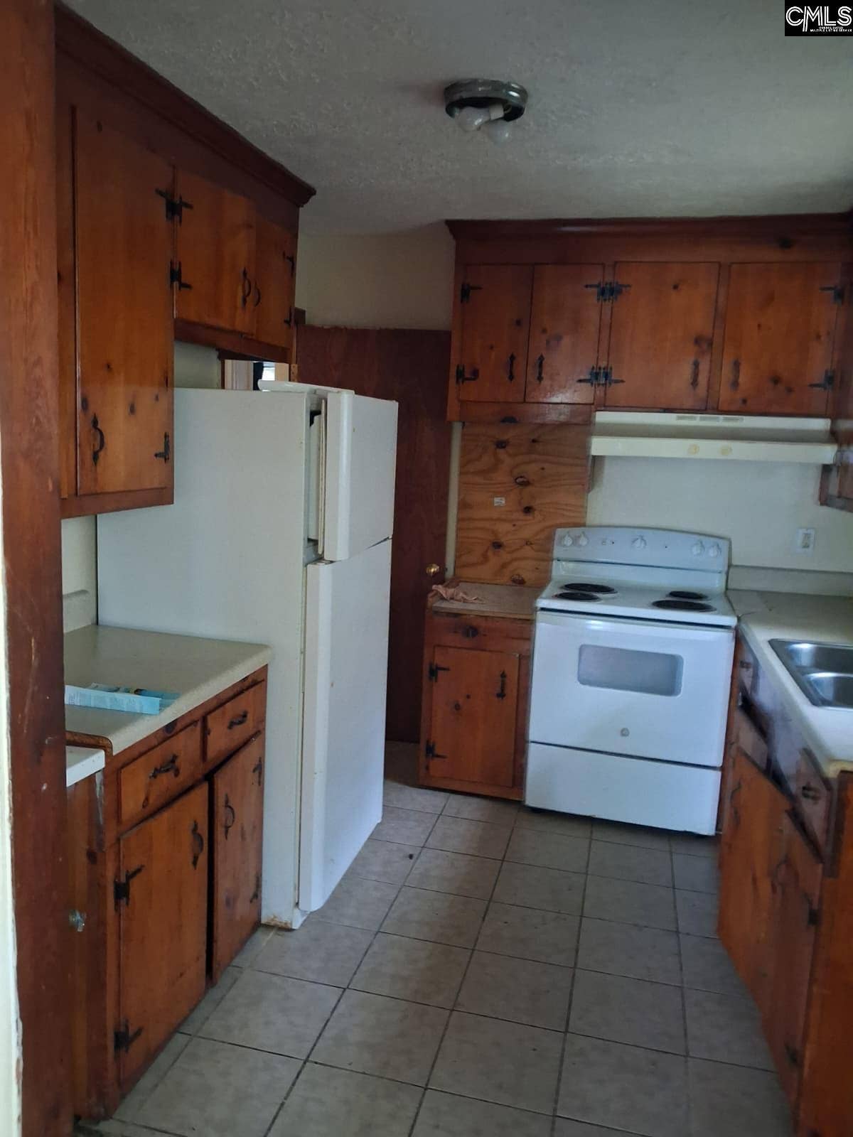 1890 Walker Avenue, Orangeburg, SC 29115-5268