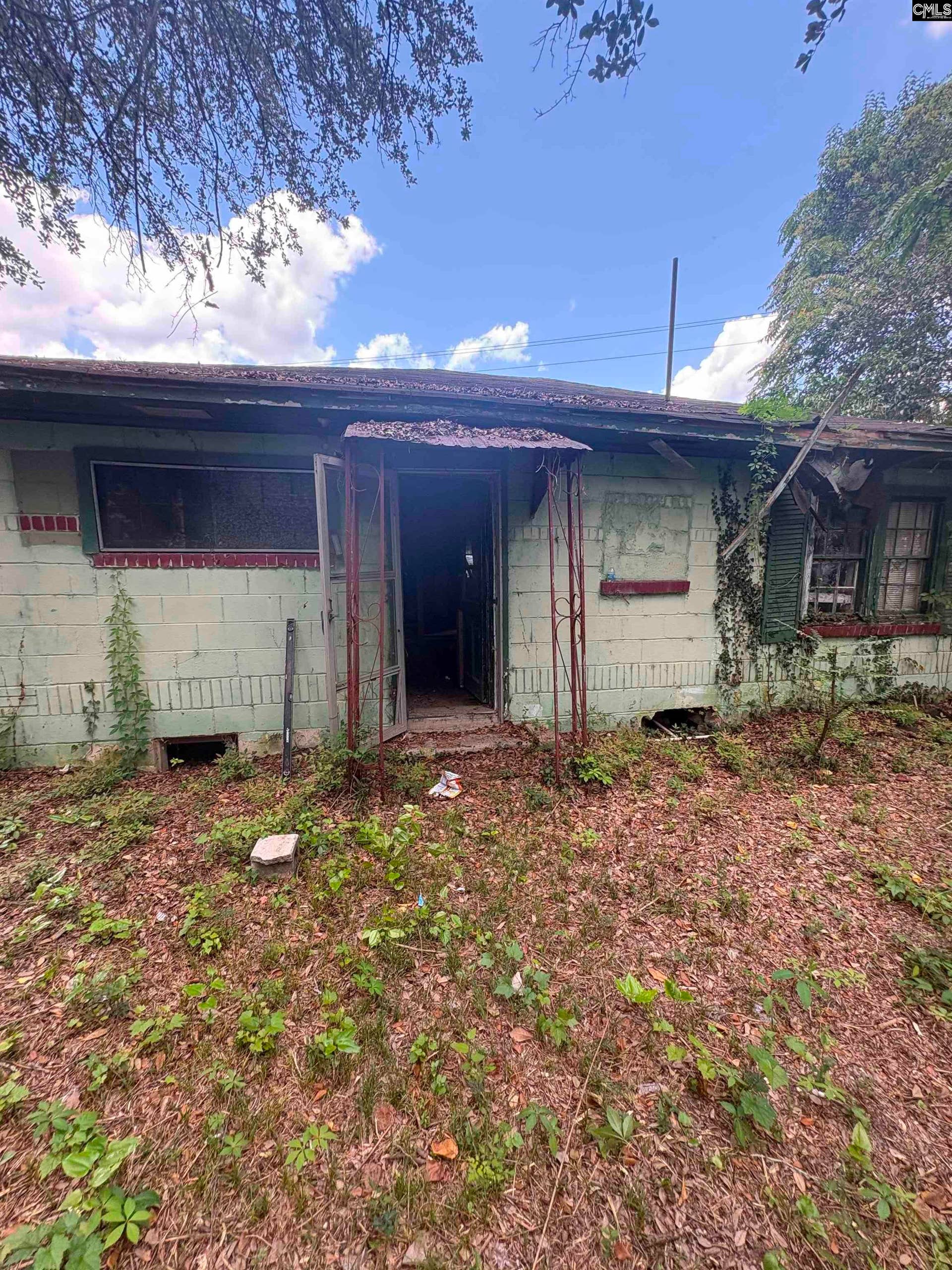 2805 Leaphart Road, West Columbia, SC 29169