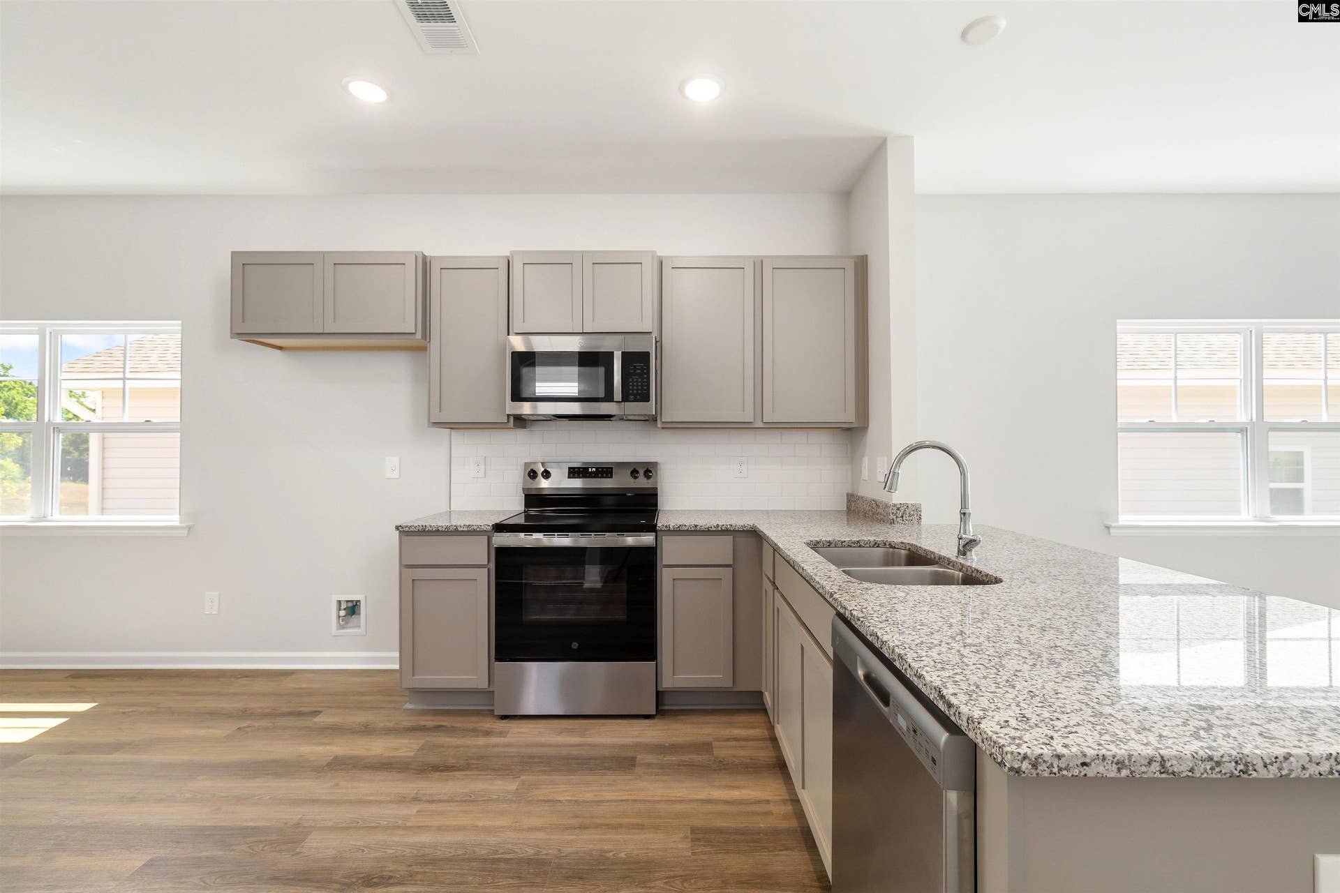519 Thistle Hill Lane, Hopkins, SC 29061