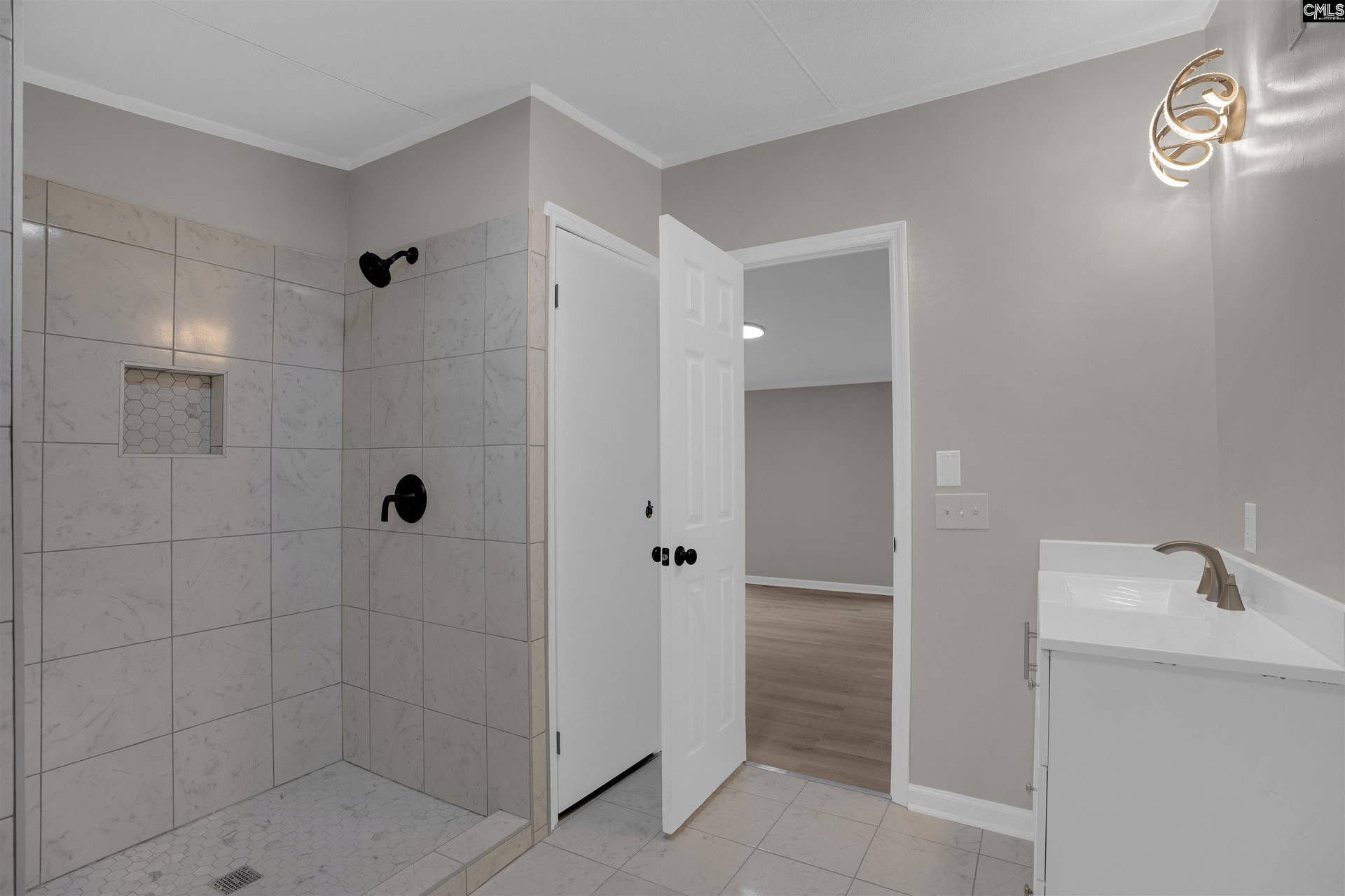 127 Castleville Court, Lexington, SC 29073