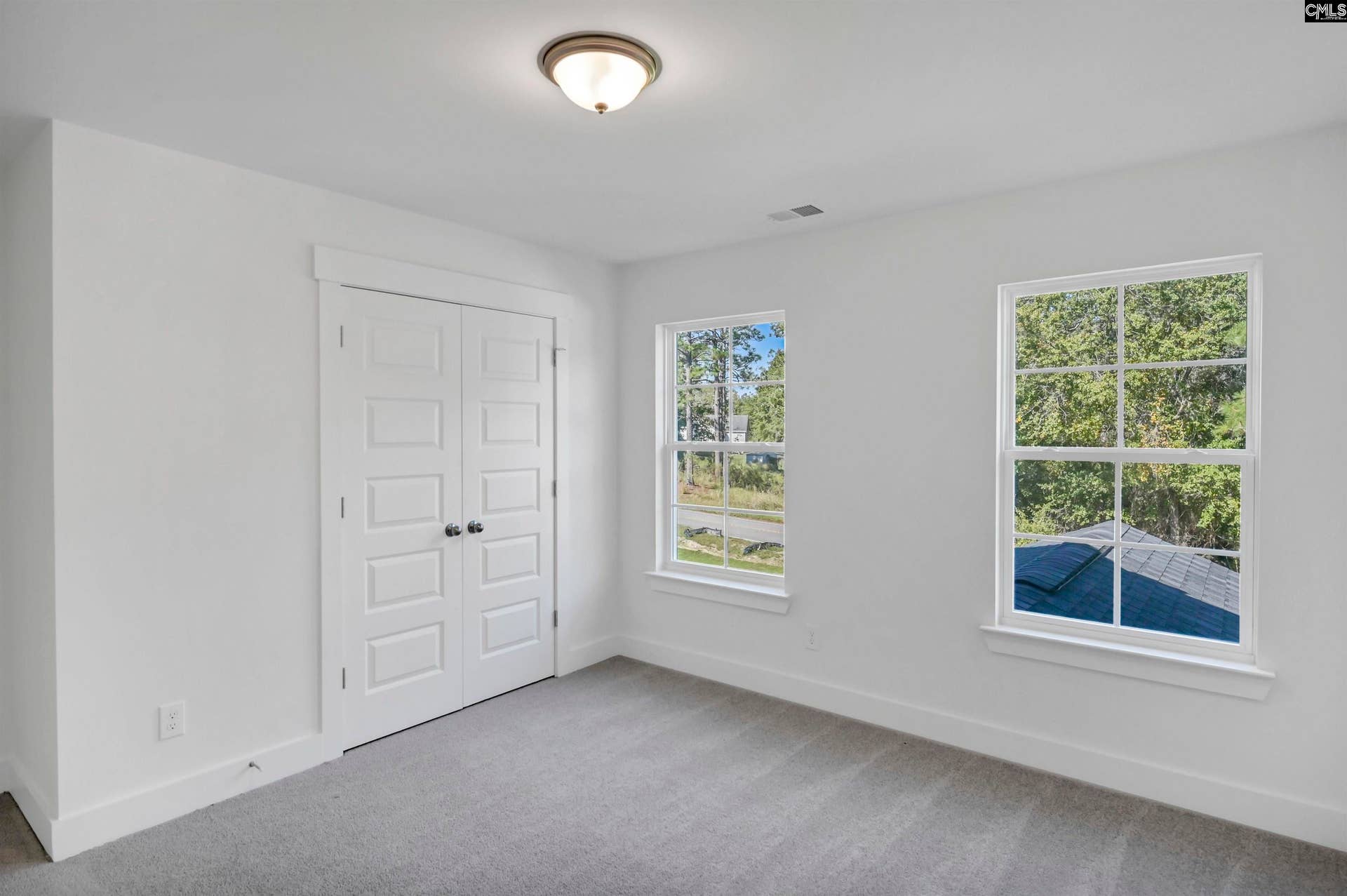 639 Thunder Gulch Avenue, Lexington, SC 29073
