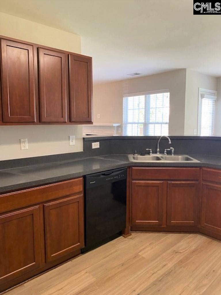 120 COXTON MILL Lane, Lexington, SC 29073