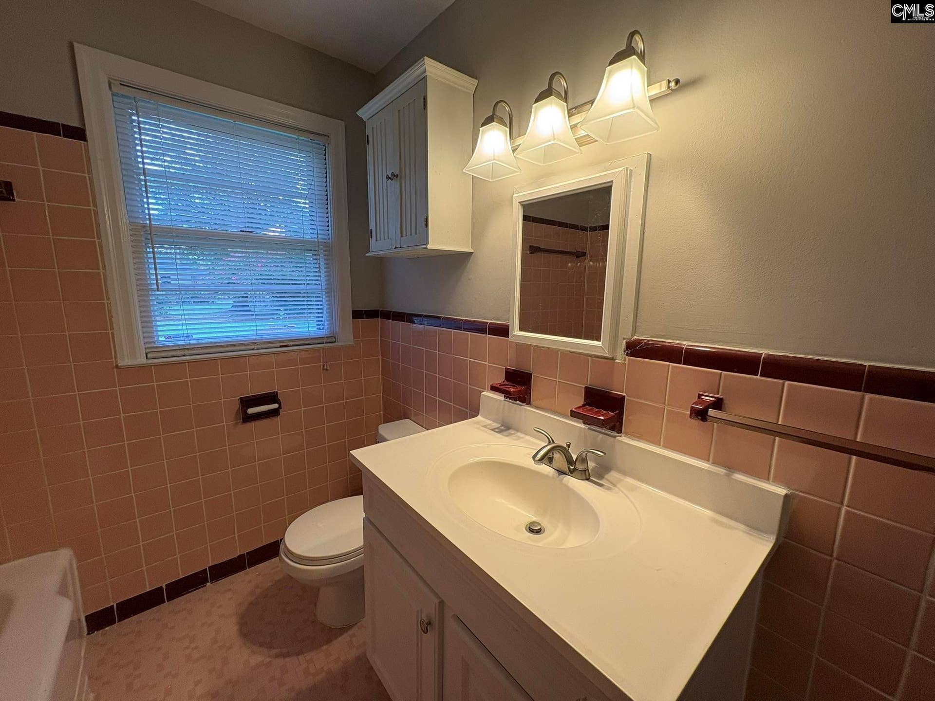 1047 S Holly Street, Columbia, SC 29205