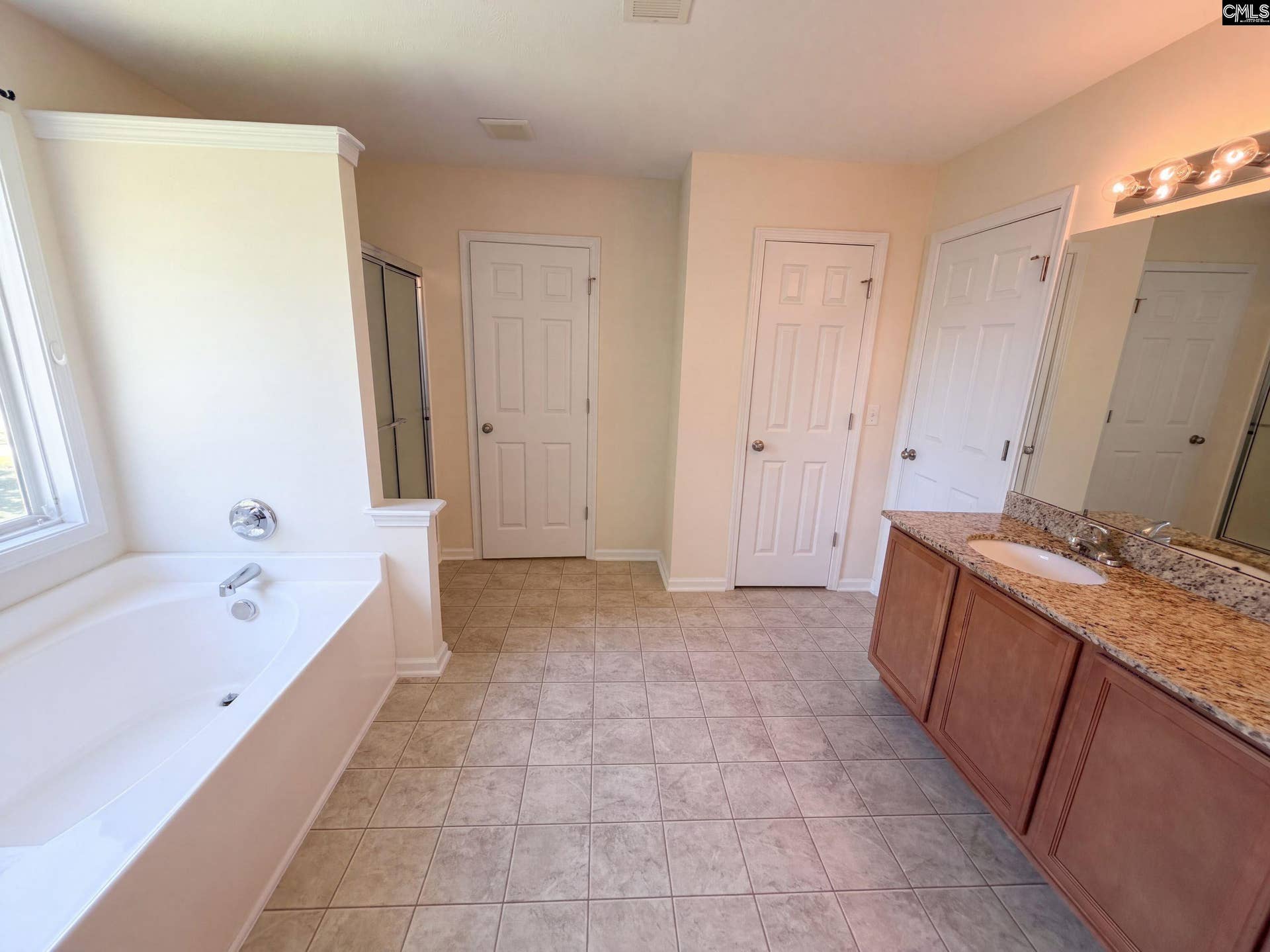 135 Magnolia Tree Road, Lexington, SC 29073