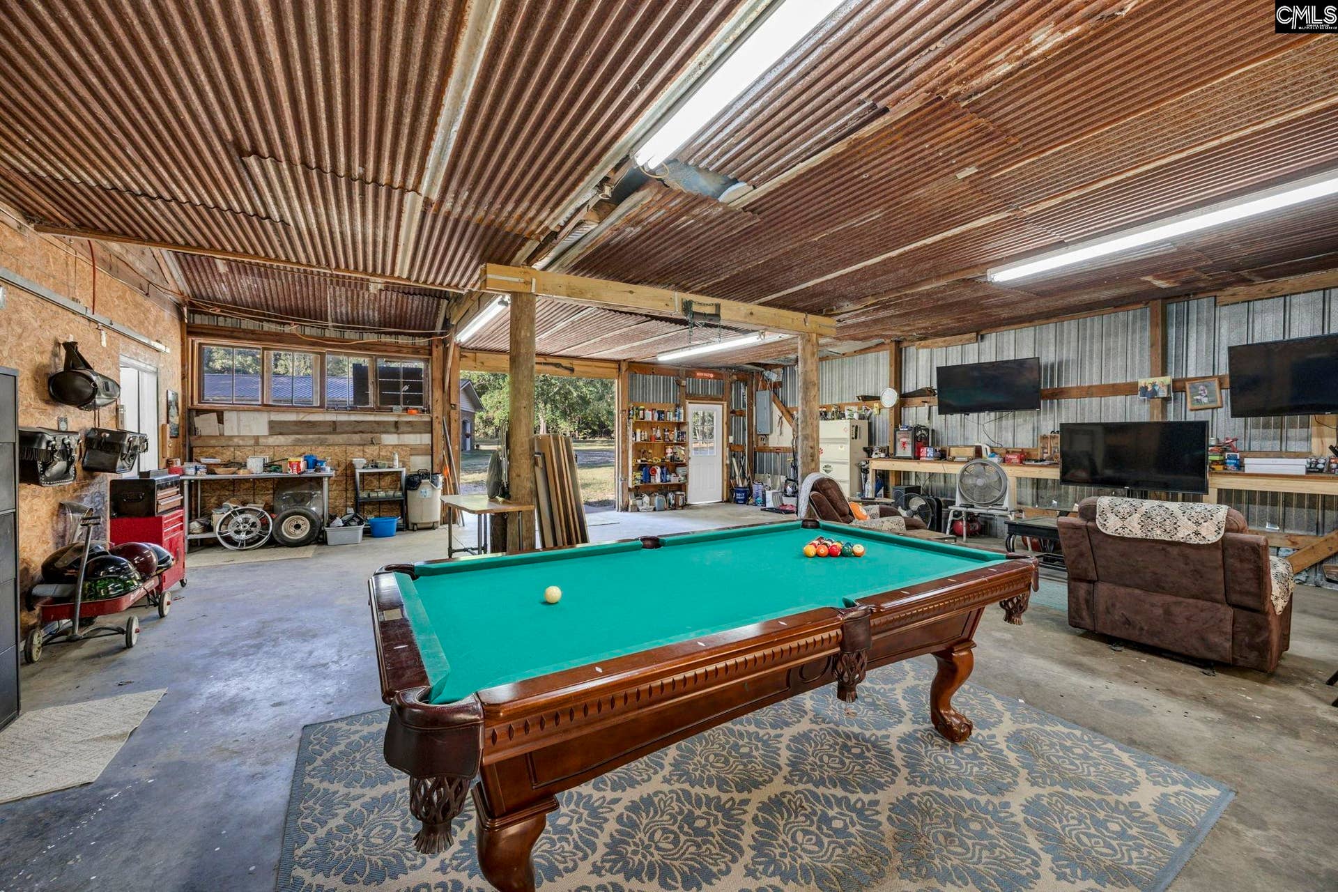 102 Dry Gulch Road, Saluda, SC 29138-0000