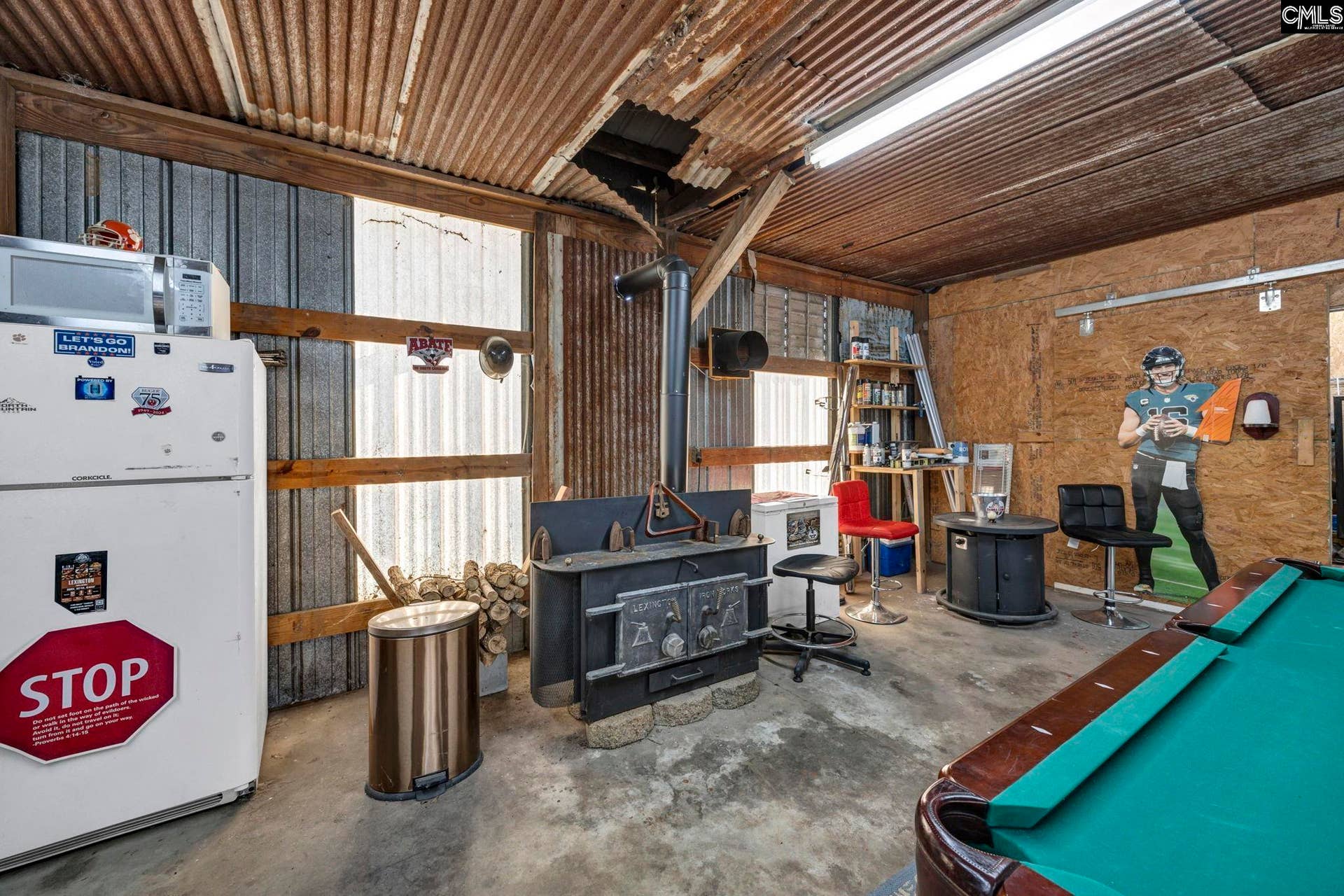 102 Dry Gulch Road, Saluda, SC 29138-0000