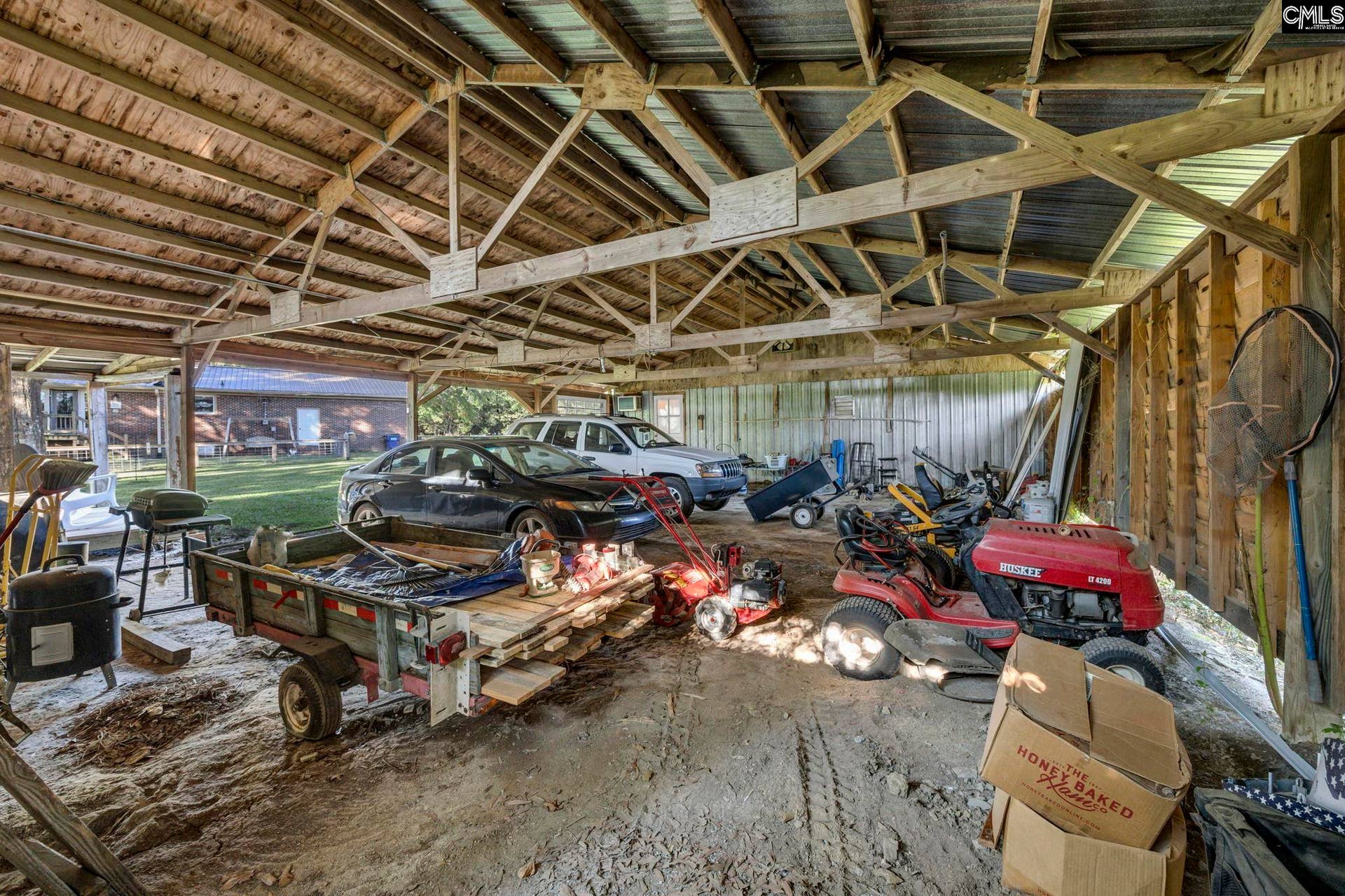 102 Dry Gulch Road, Saluda, SC 29138-0000