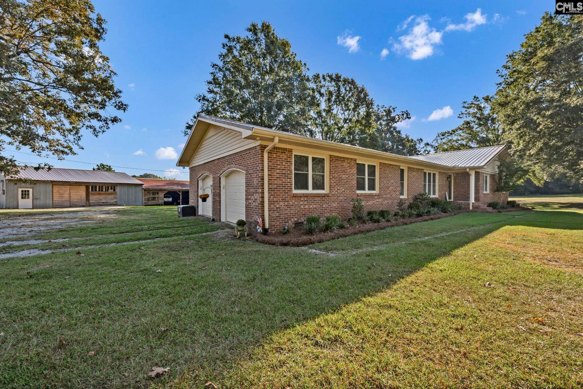 102 Dry Gulch Road, Saluda, SC 29138-0000