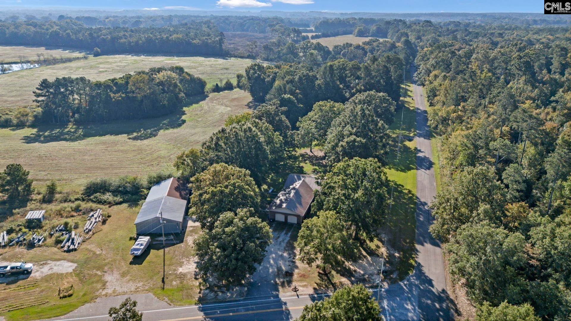 102 Dry Gulch Road, Saluda, SC 29138-0000