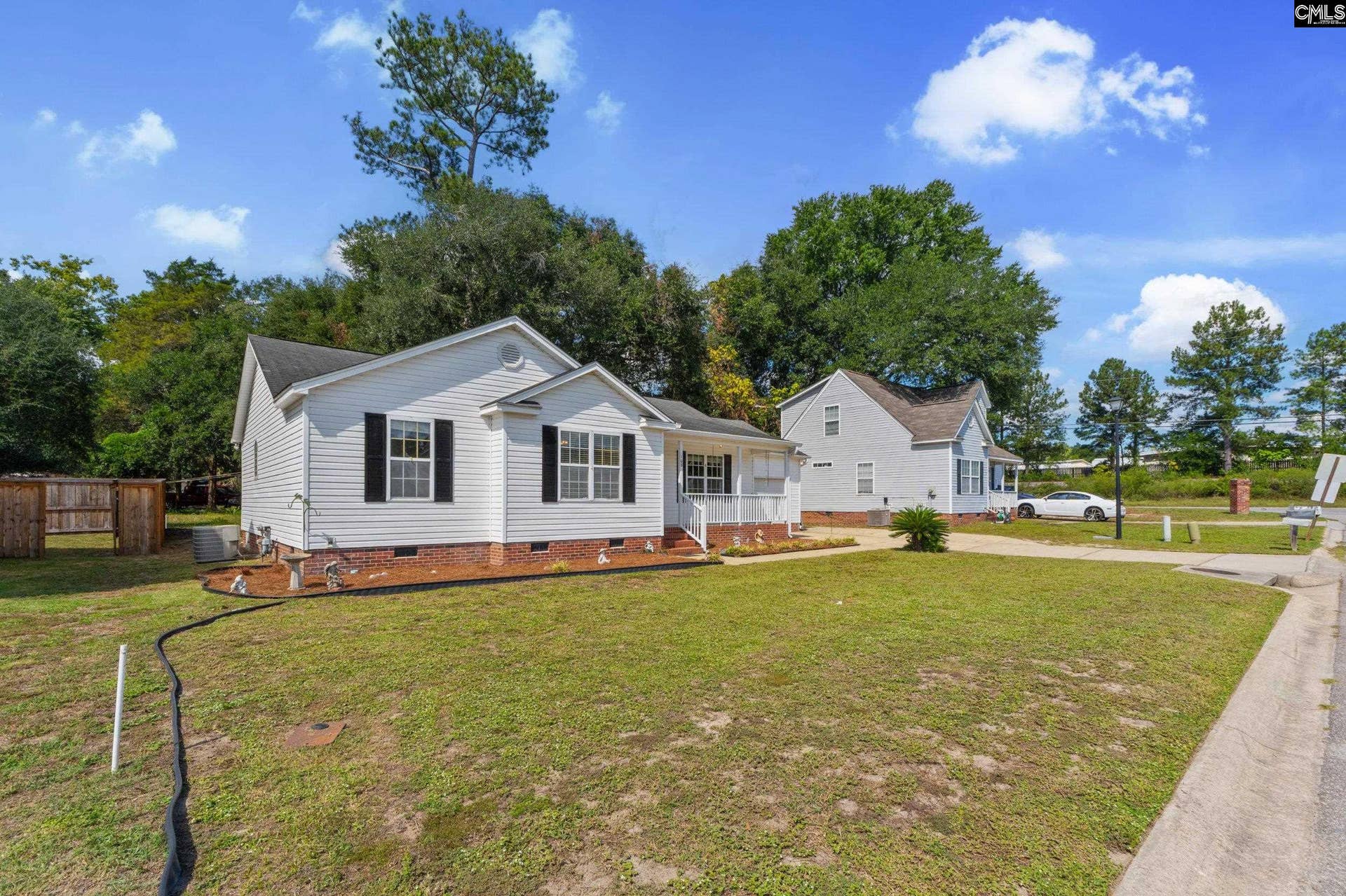 108 Montclaire Circle, West Columbia, SC 29170