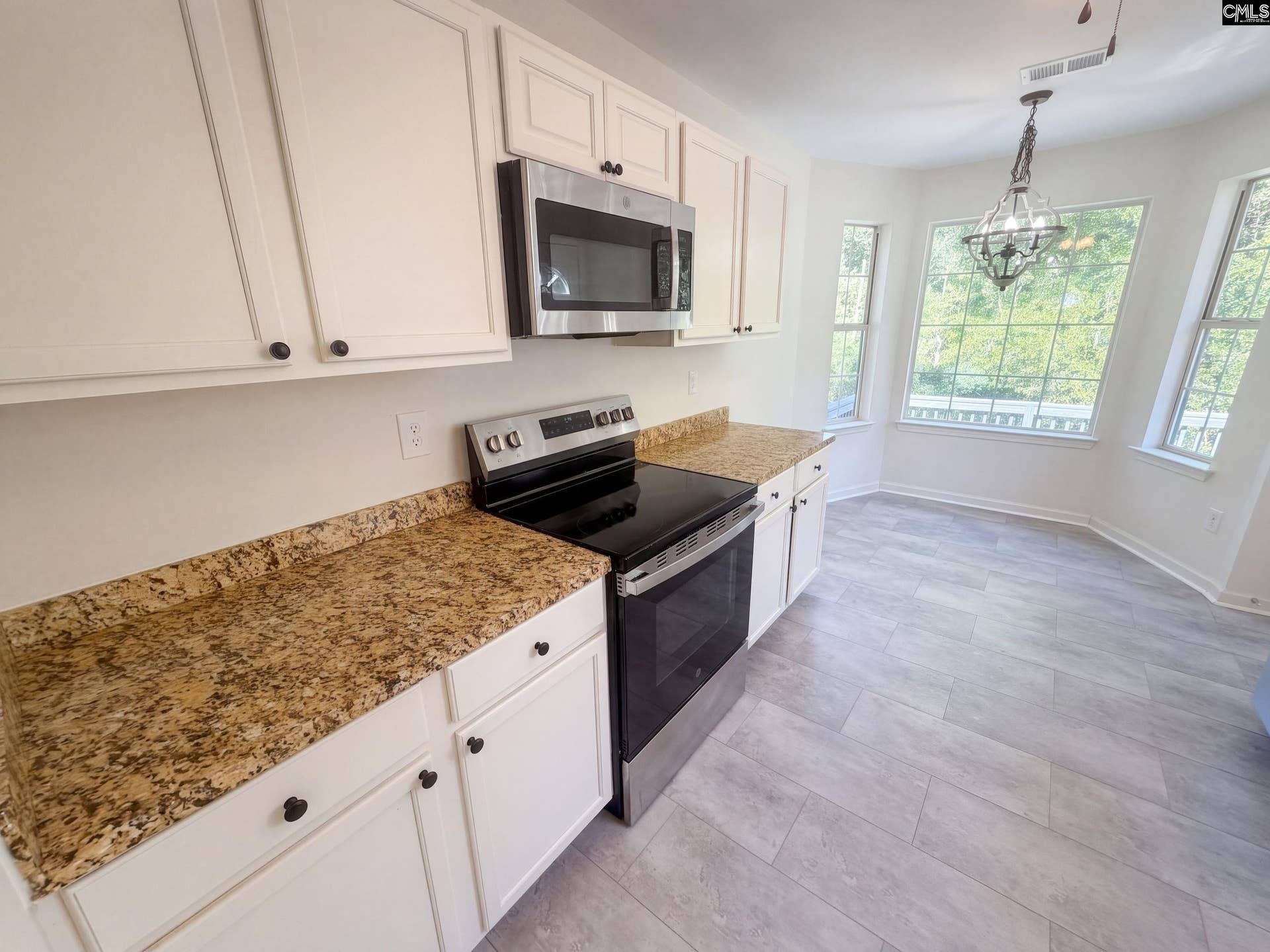 218 Stonewood Drive, West Columbia, SC 29170