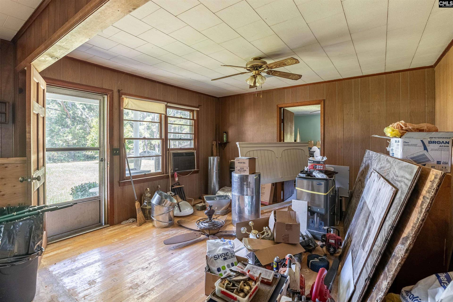 126 Maple Leaf Lane, Batesburg, SC 29006-9058