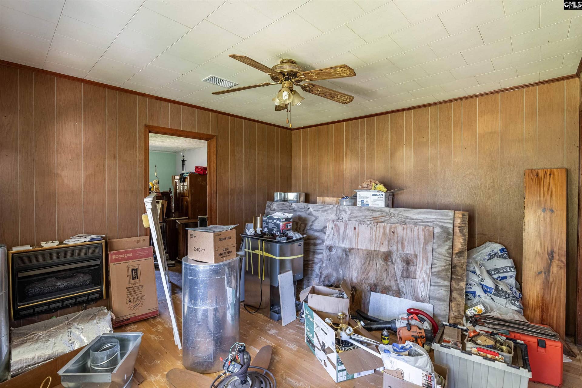 126 Maple Leaf Lane, Batesburg, SC 29006-9058